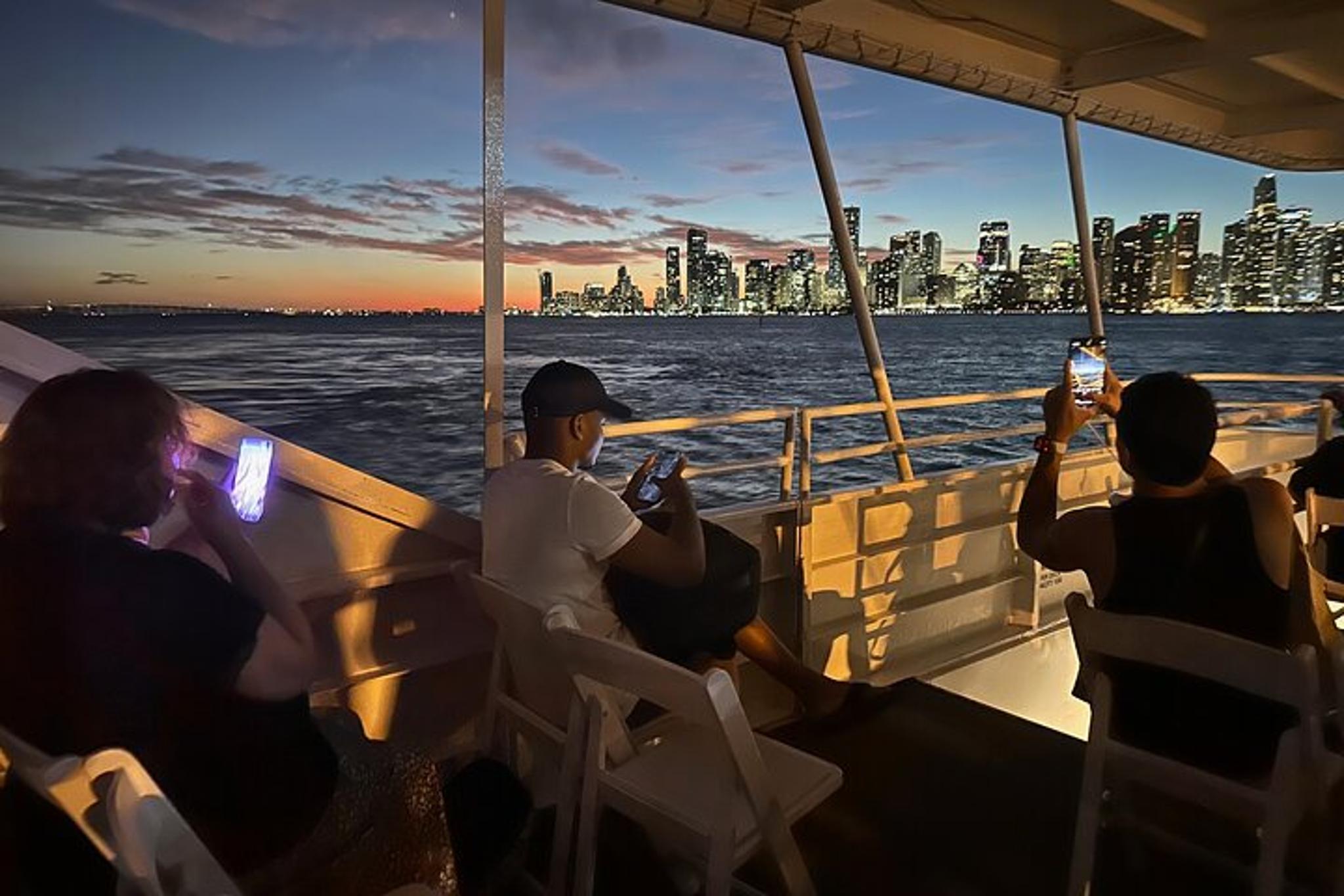 Miami Nightclub Boat Party on Biscayne Bay - Image 2
