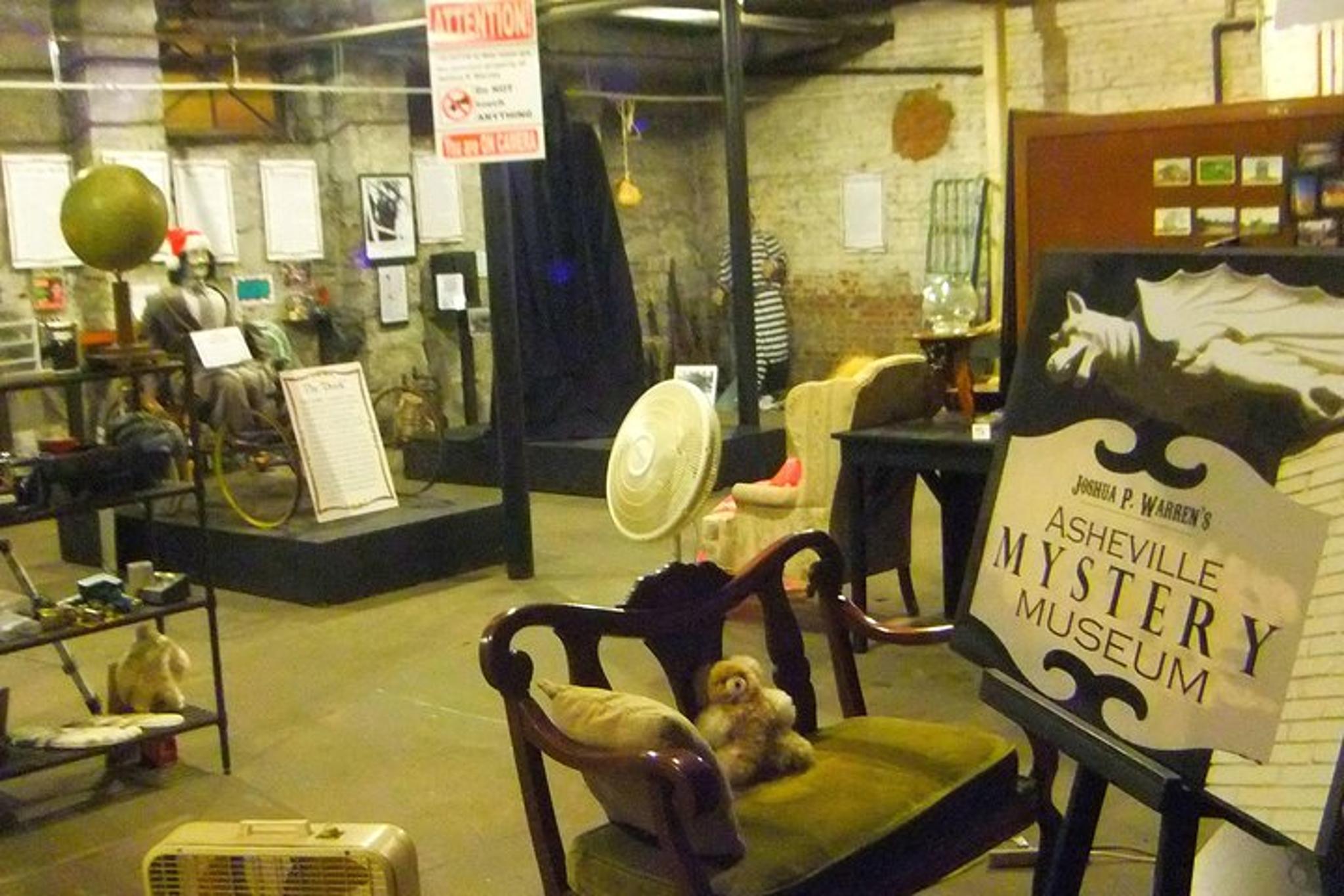 Asheville Night-Time Walking Ghost Tour - Image 5