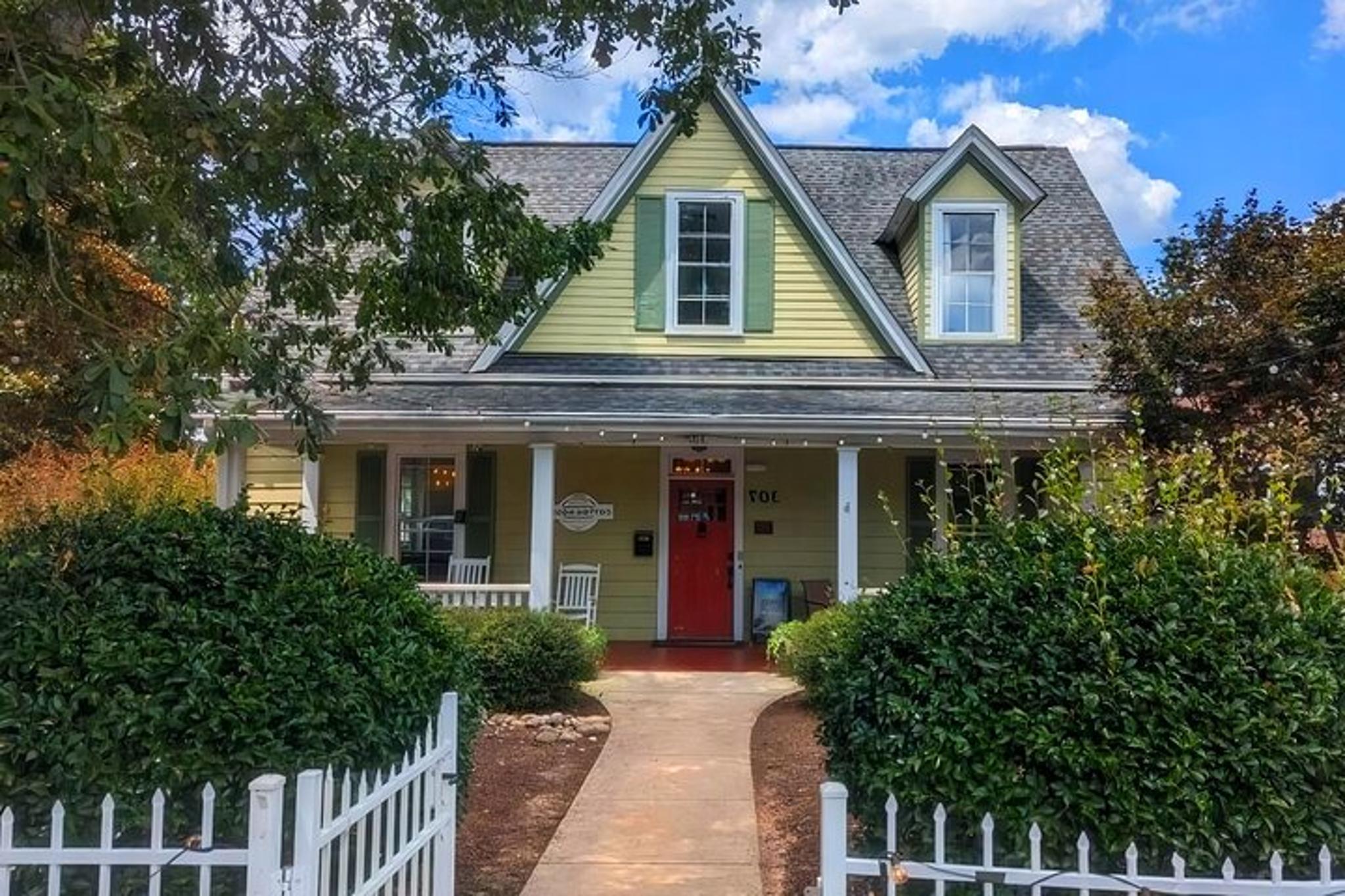 Cary Historian-Guided Tour - Image 2