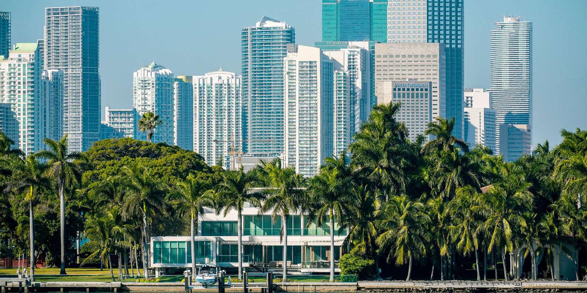 Miami Boat Tour: Mansions & Skyline - Image 6
