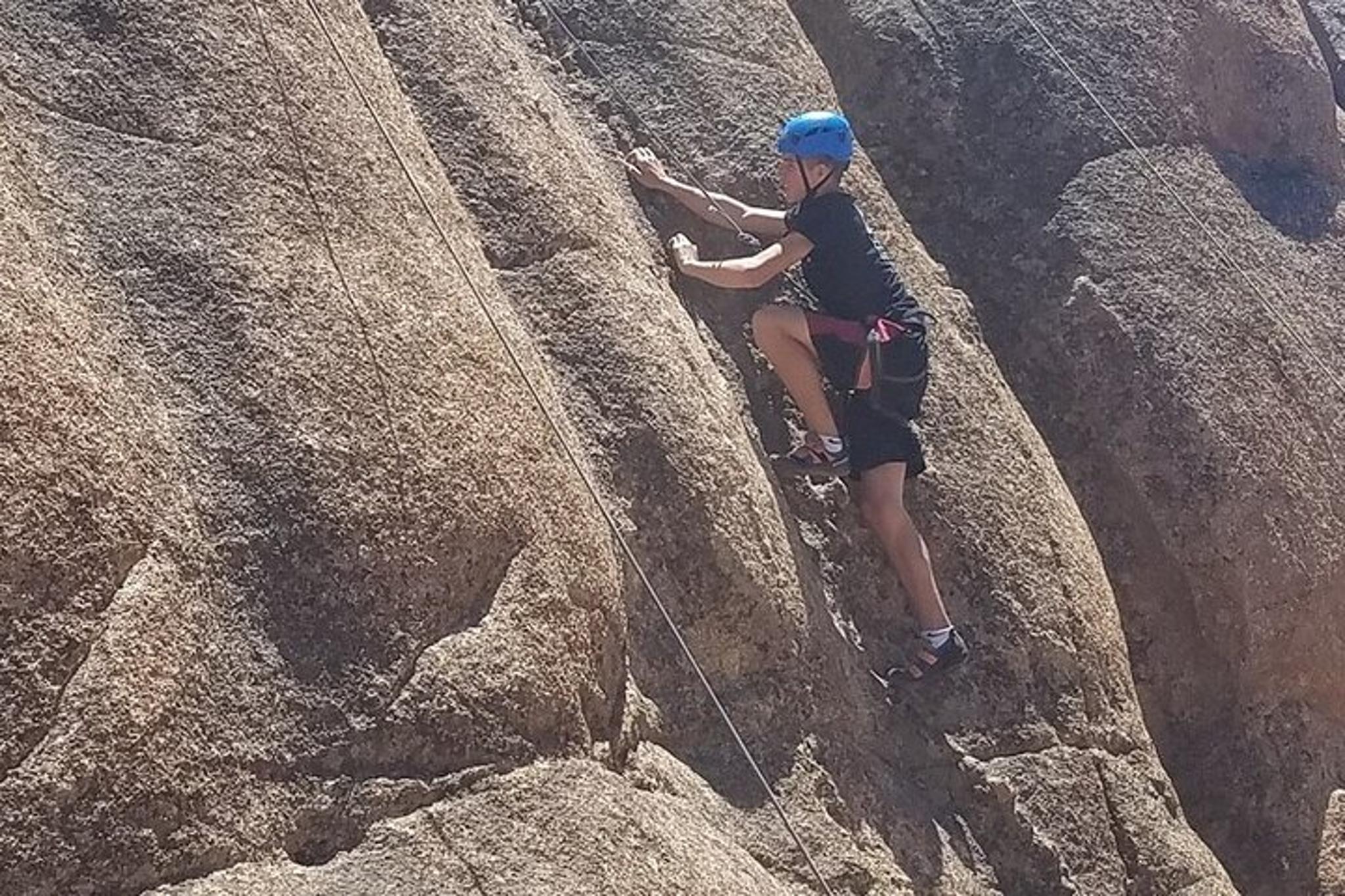 Colorado Springs Rock Climbing Workshop - Image 2