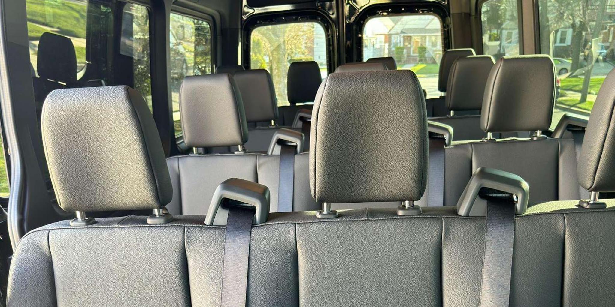 Airport Transfer for Families and Groups - Image 3