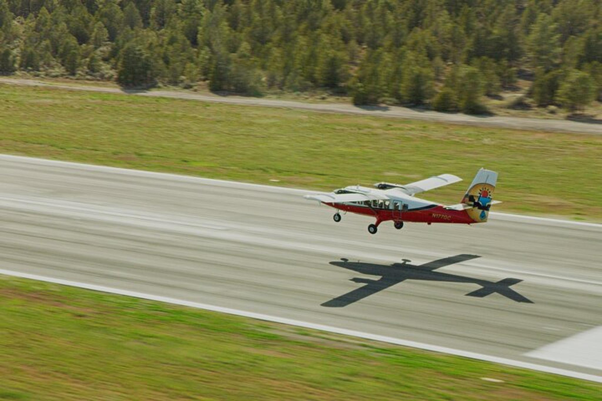 Grand Canyon Airplane Tour to Horseshoe Bend & Antelope Canyon - Image 5