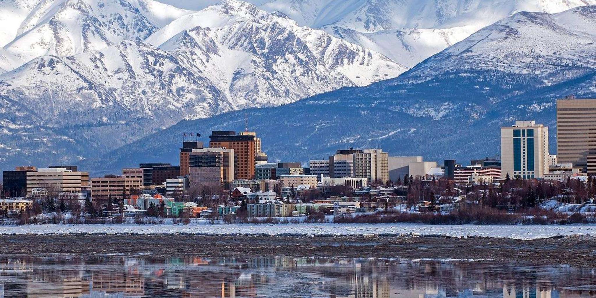Anchorage Airport to City Center Private Transfer - Image 2
