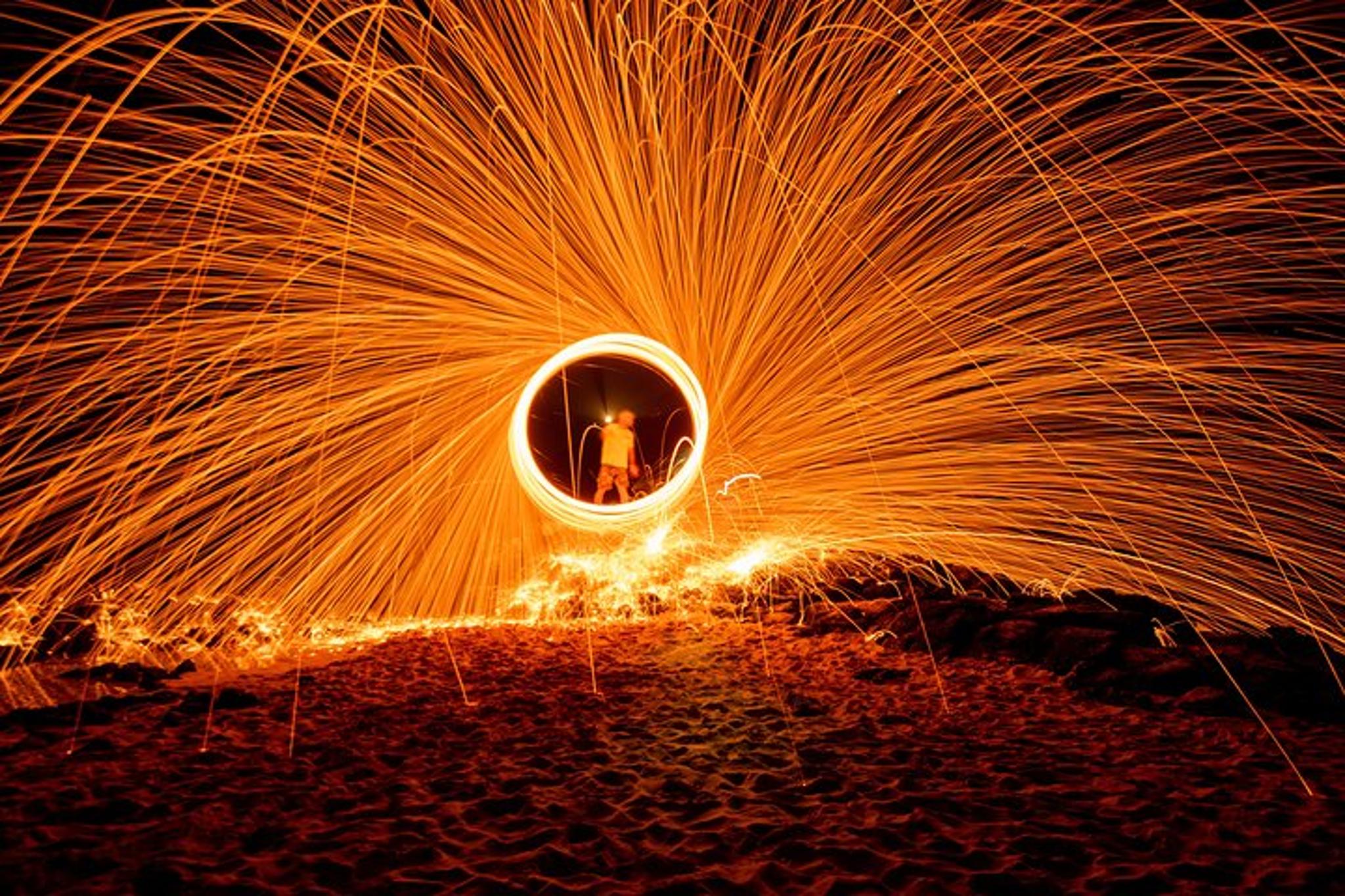 Honolulu Light Painting Experience at Sunset - Image 3