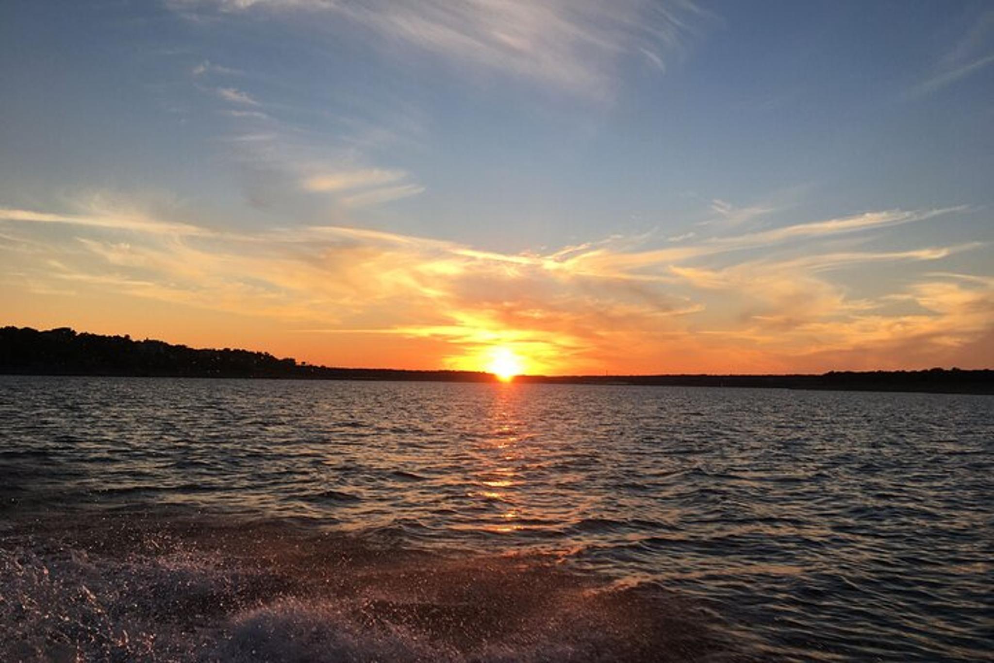 Austin Yacht Charter on Lake Travis at Sunset - Image 2