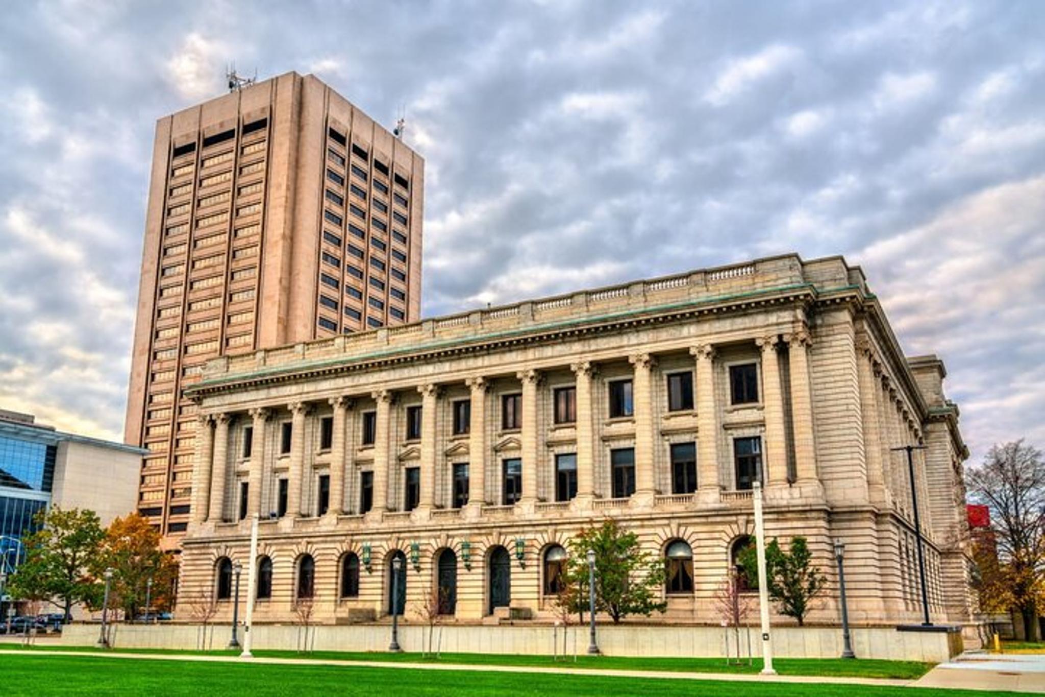 Cleveland Family Walking Tour - Image 2