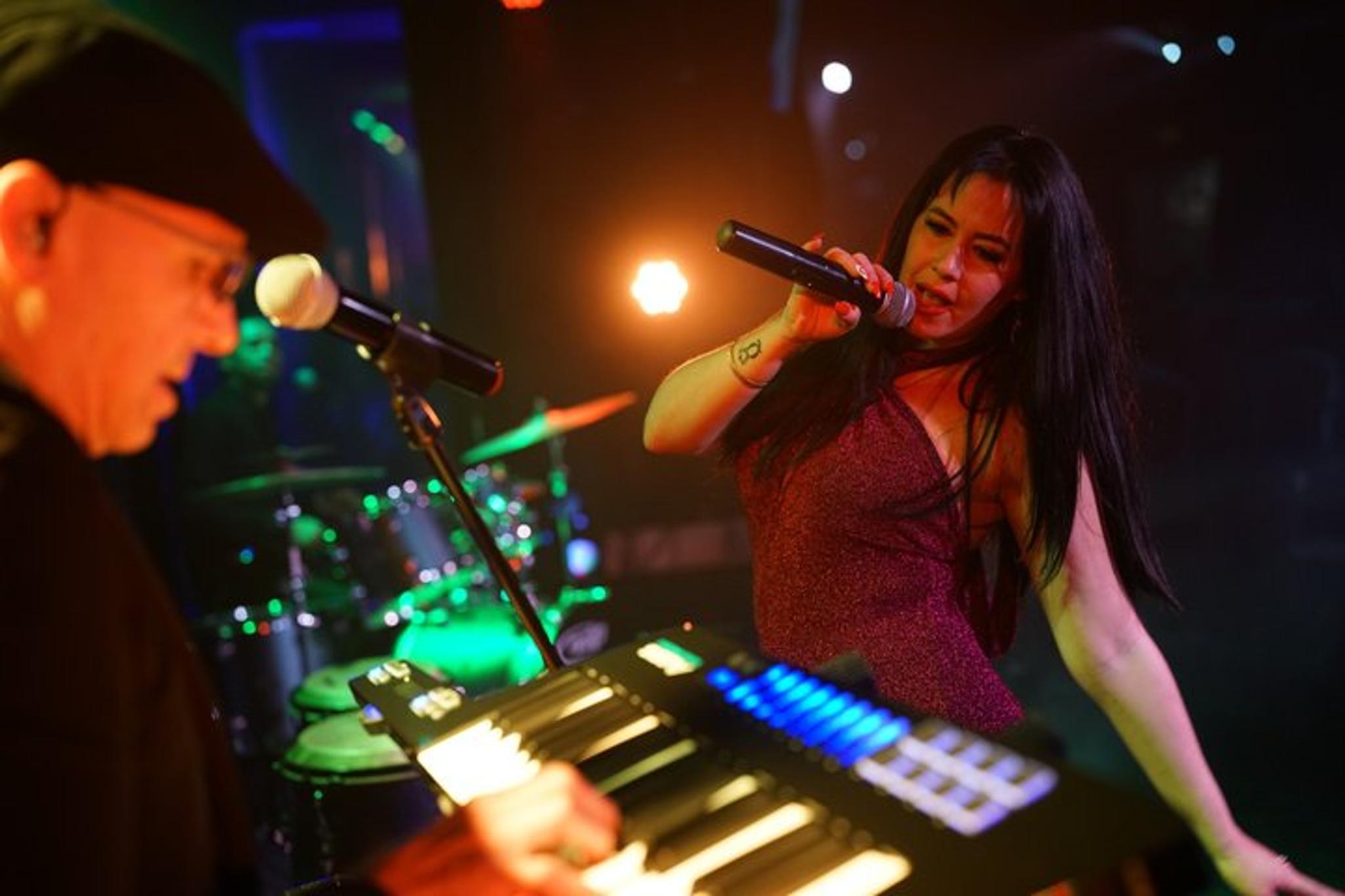 Las Vegas Selena Tribute Show - Image 5