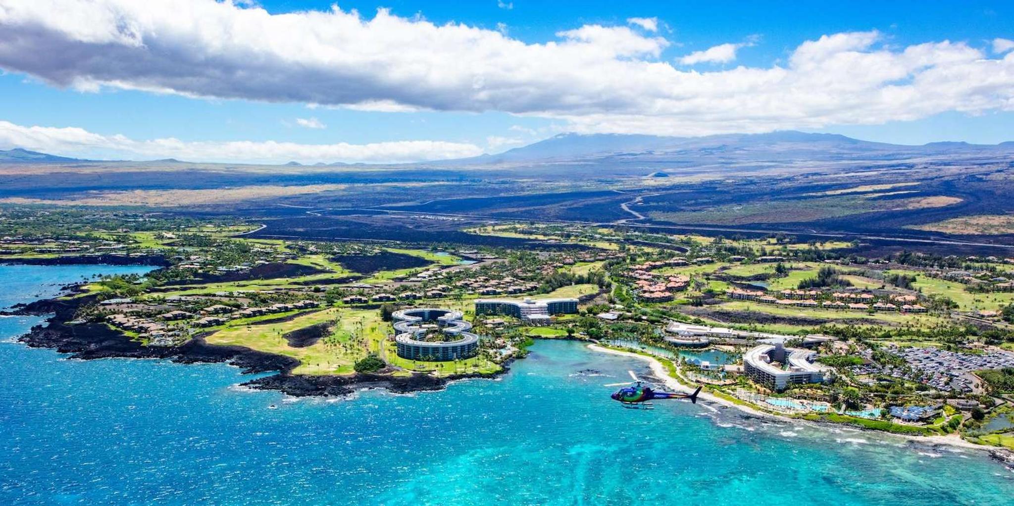 Kailua-Kona Helicopter Tour of Volcanoes and Waterfalls - Image 5