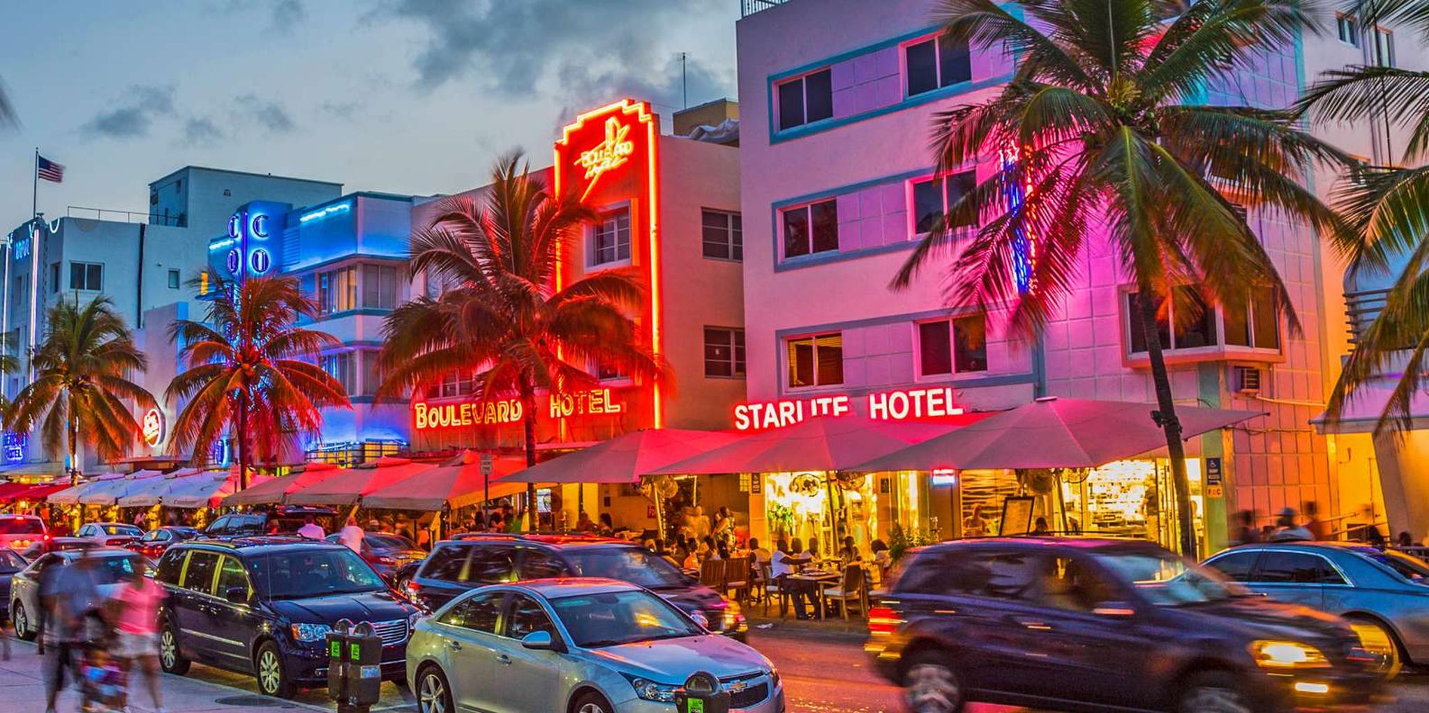 Miami Sightseeing Night Tour by Open-top Bus