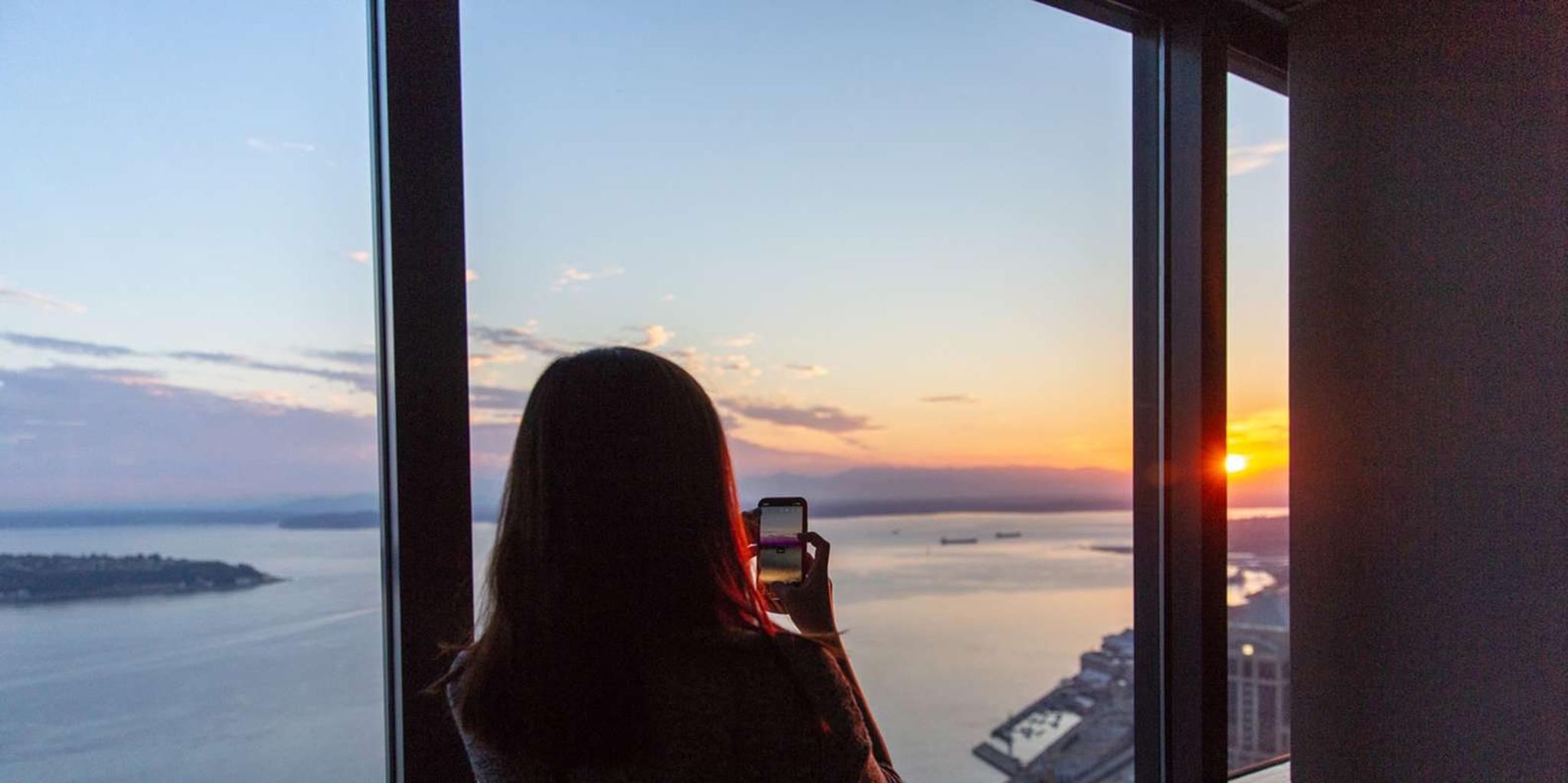 Seattle Columbia Center Sky View Observatory Entry - Image 2