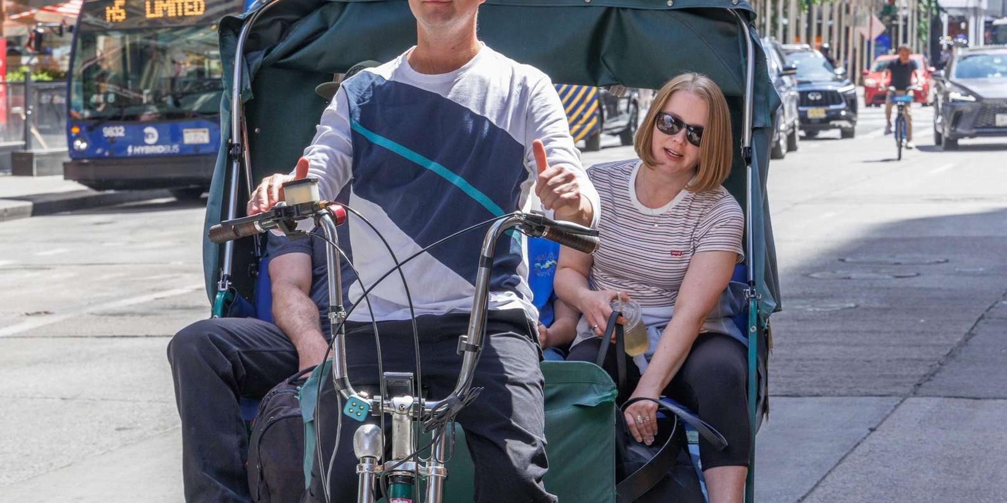 New York Seinfeld Locations Tour 1 hr - Image 3