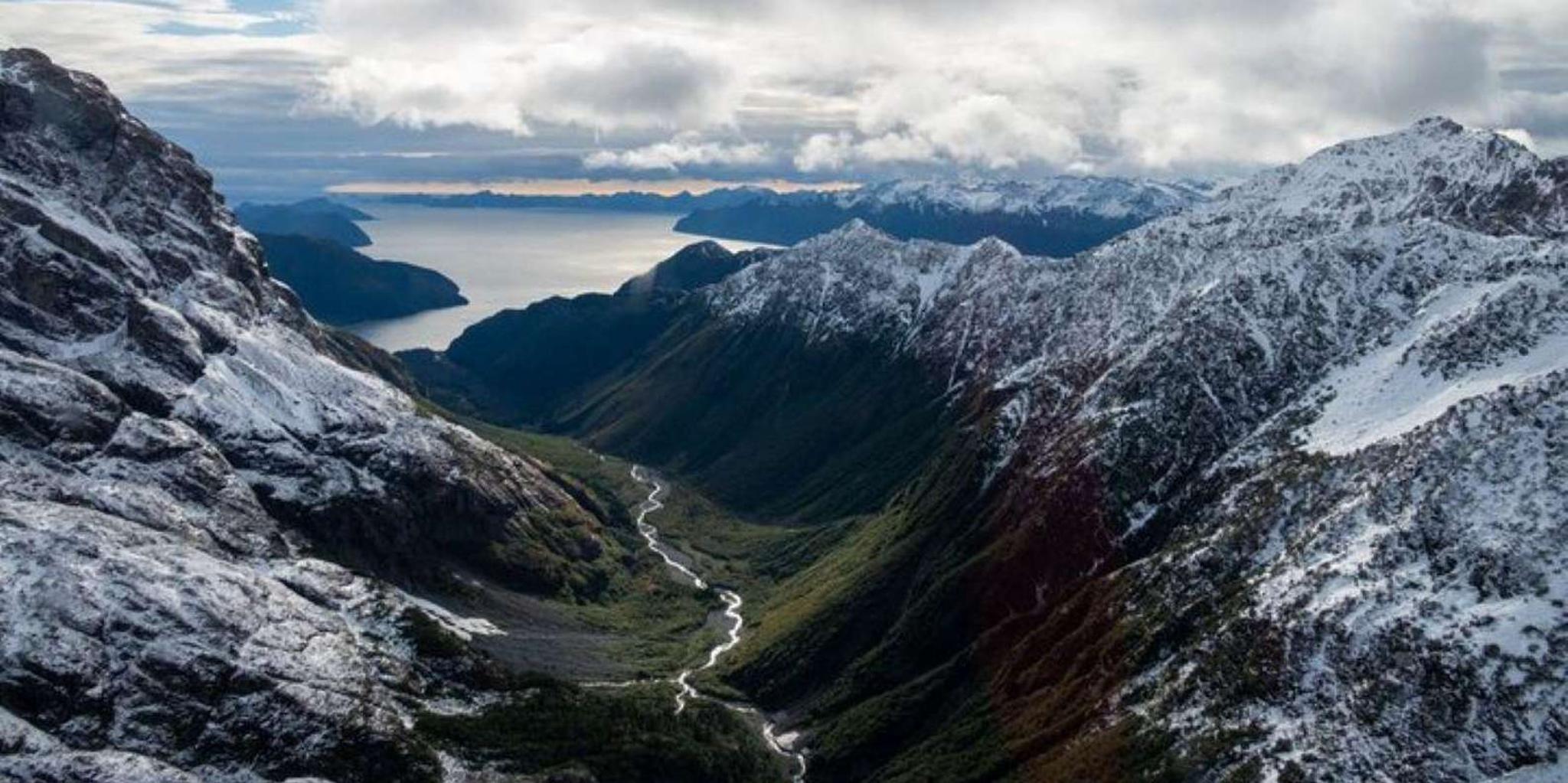 Seward Alpine Hike and Picnic Helicopter Tour - Image 4