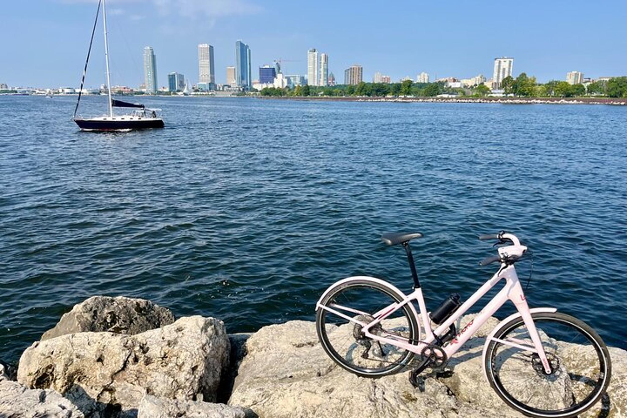Milwaukee E-Bike Tour - Image 3