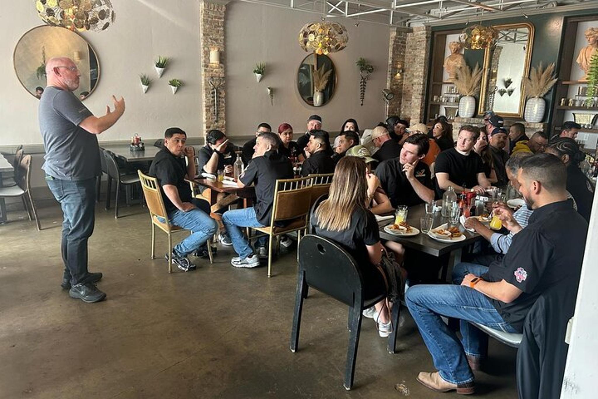 Fort Worth Brunch Tour in Fairmount District - Image 6