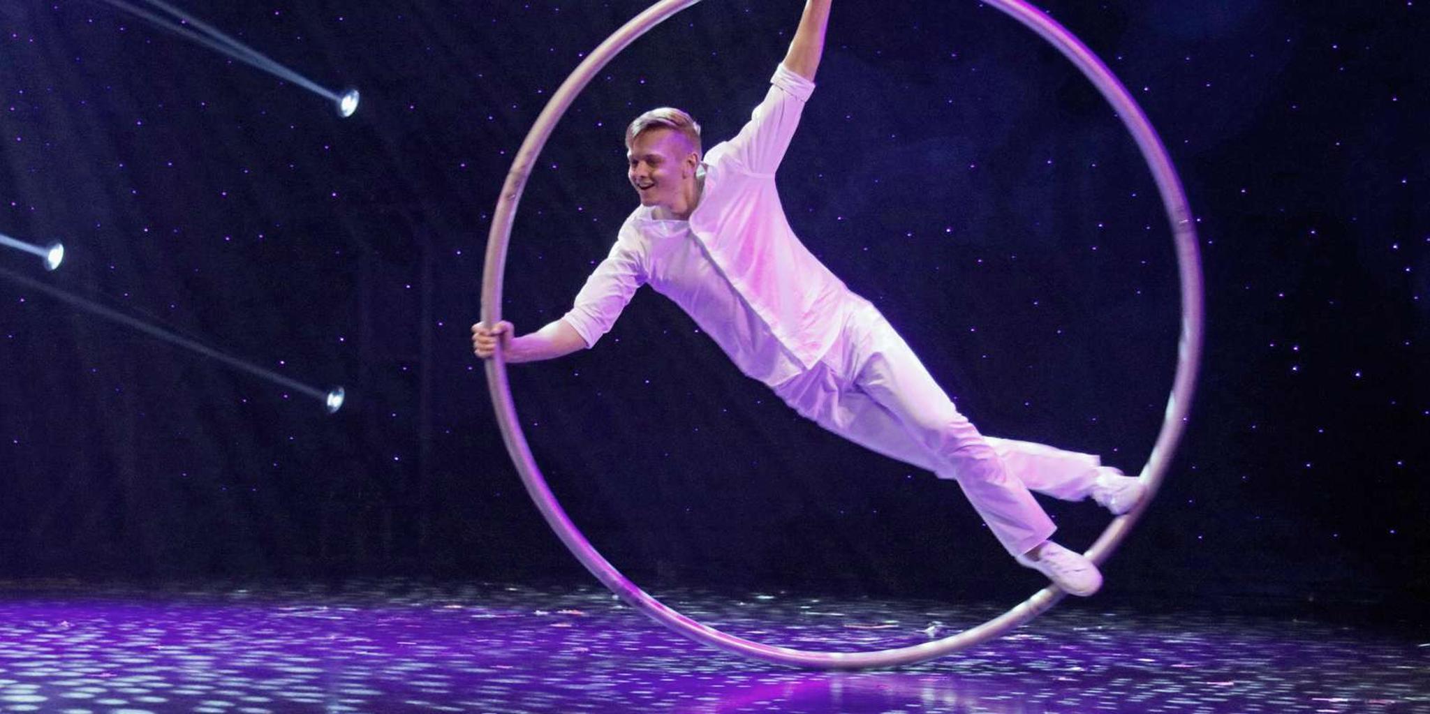 Branson Hamners' Unbelievable Variety Show 2 hr - Image 3