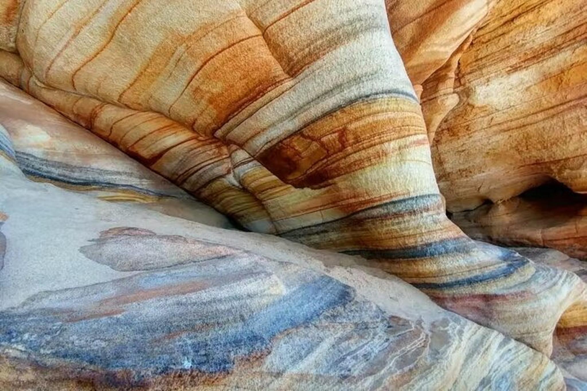 Kanab Buckskin Gulch and Wire Pass Hike Full Day - Image 5
