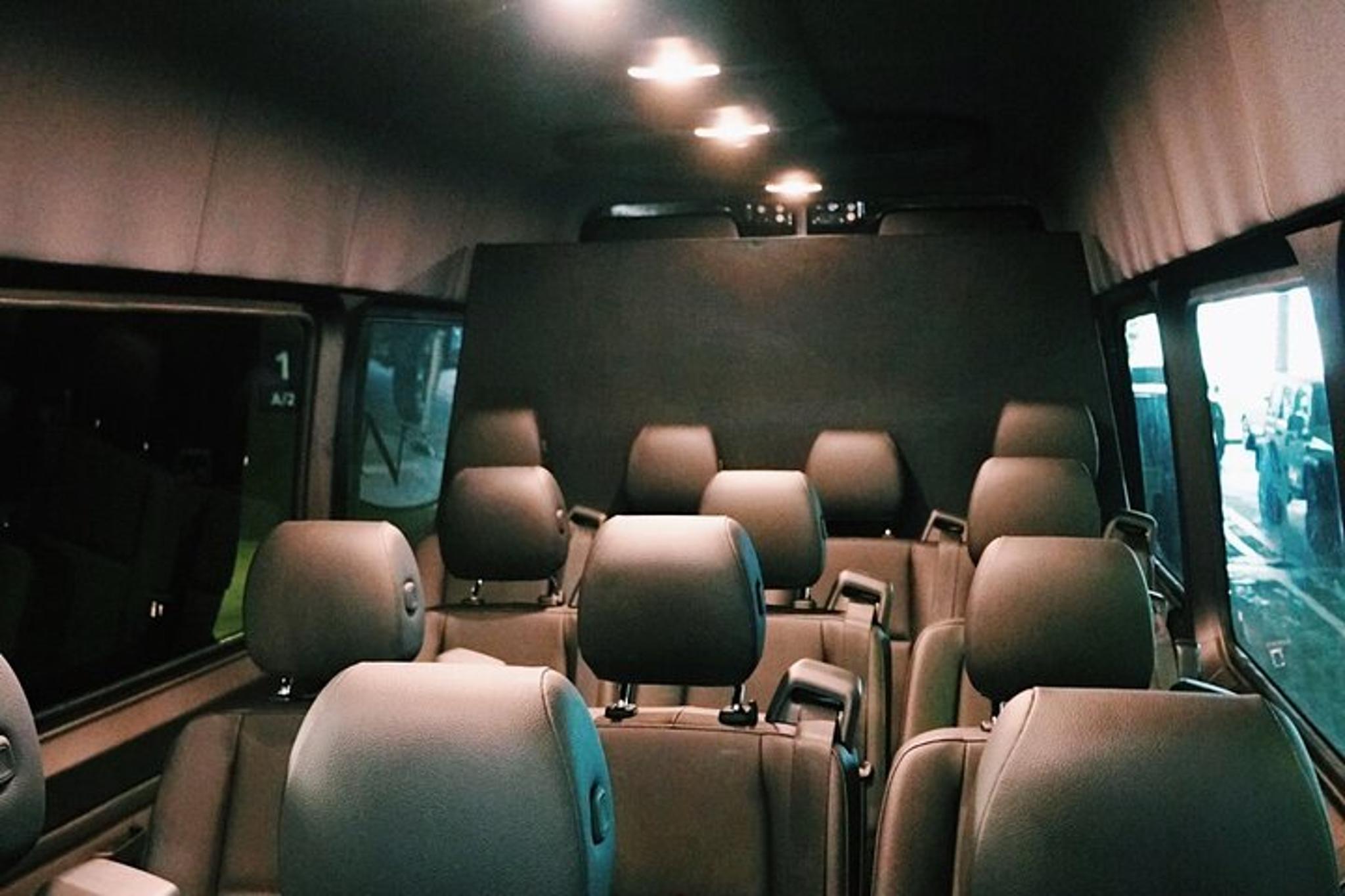 New Orleans Chauffeur Driven Airport Transfer - Image 4