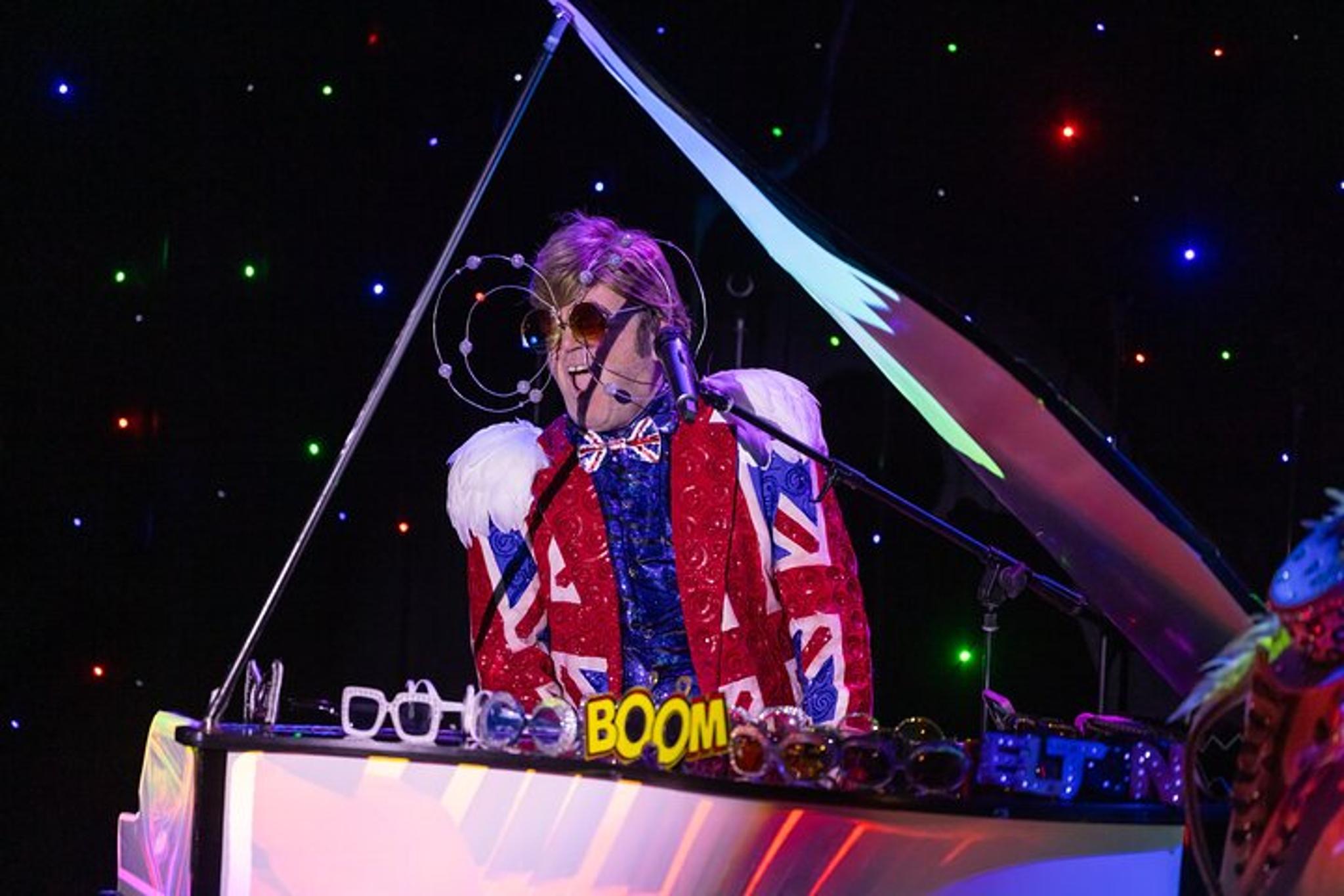 Step Into Christmas Elton John Tribute Show - Image 6