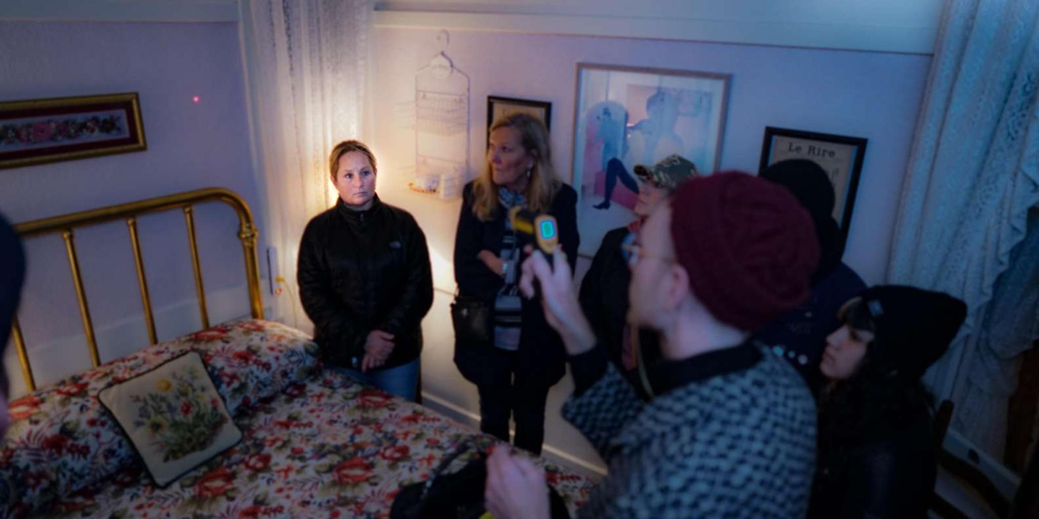 San Francisco Haunted Hotel Ghost Hunting Tour - Image 3