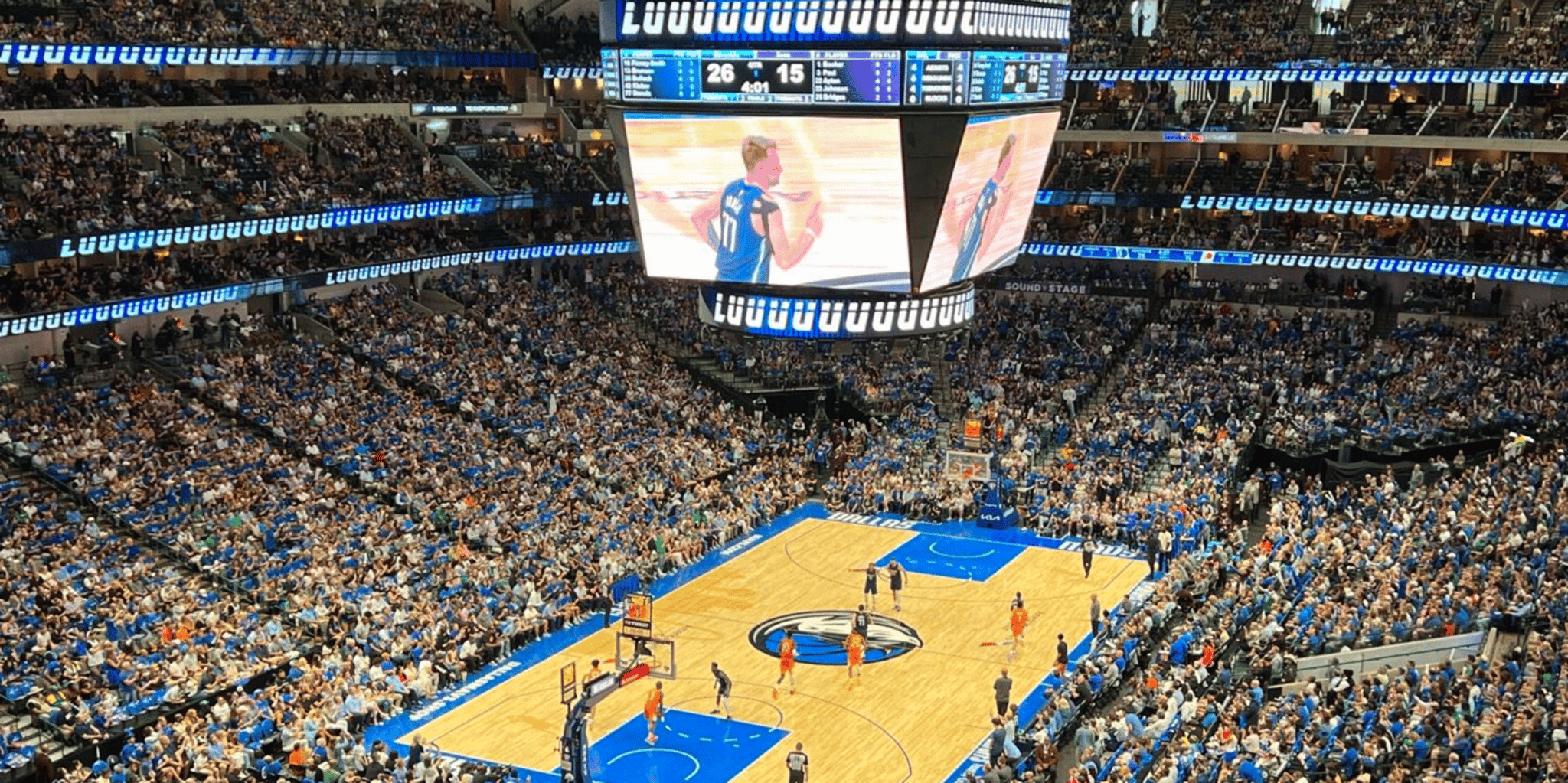 Dallas Sports Game Ticket at American Airlines Center - Image 2