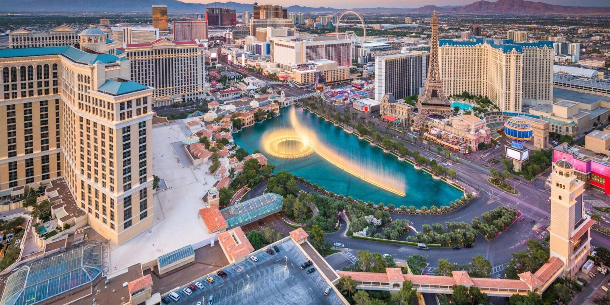 Las Vegas Fremont Street Experience Private Tour - Image 5