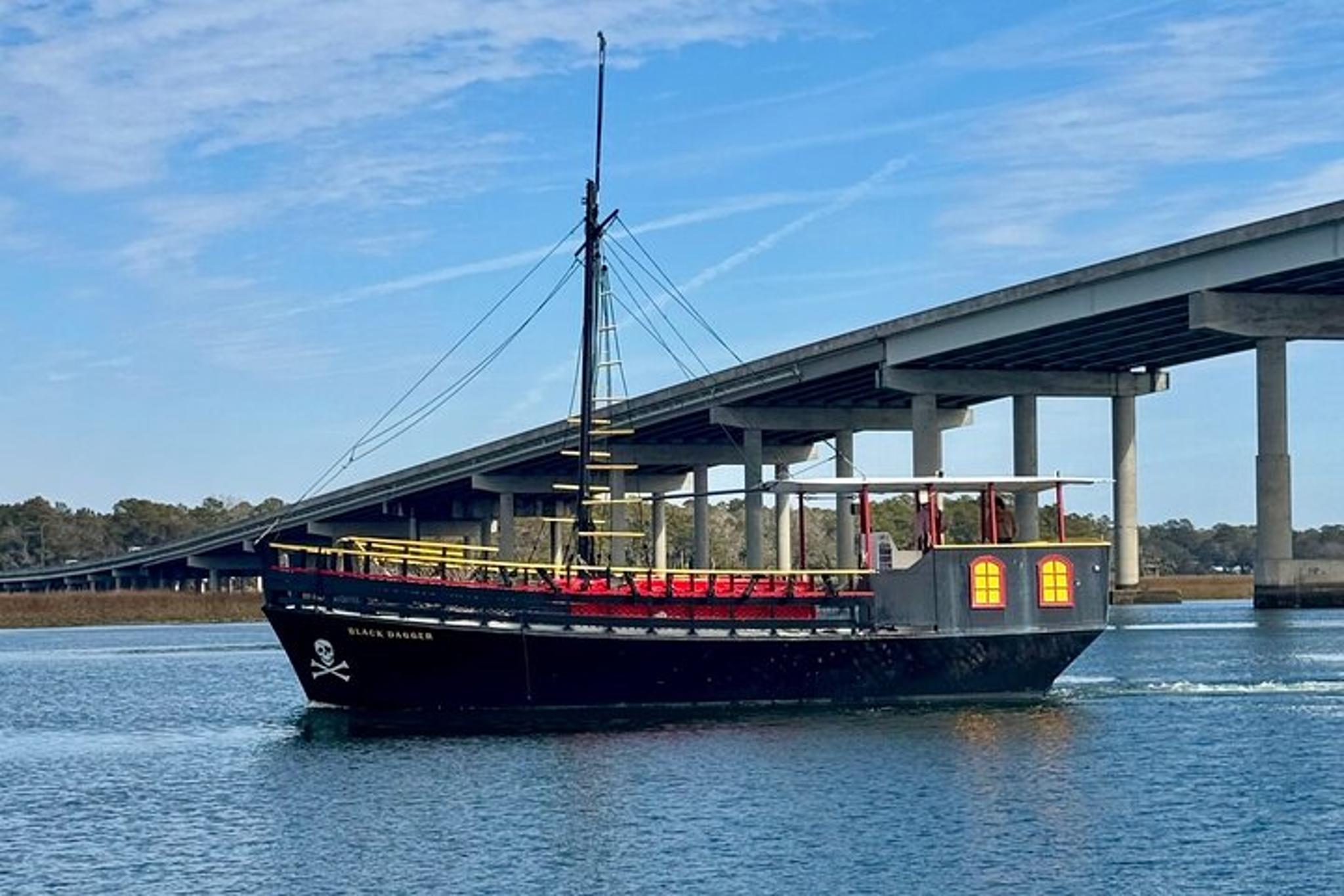 Hilton Head Island Pirates and Pizza Boat Tour - Image 6