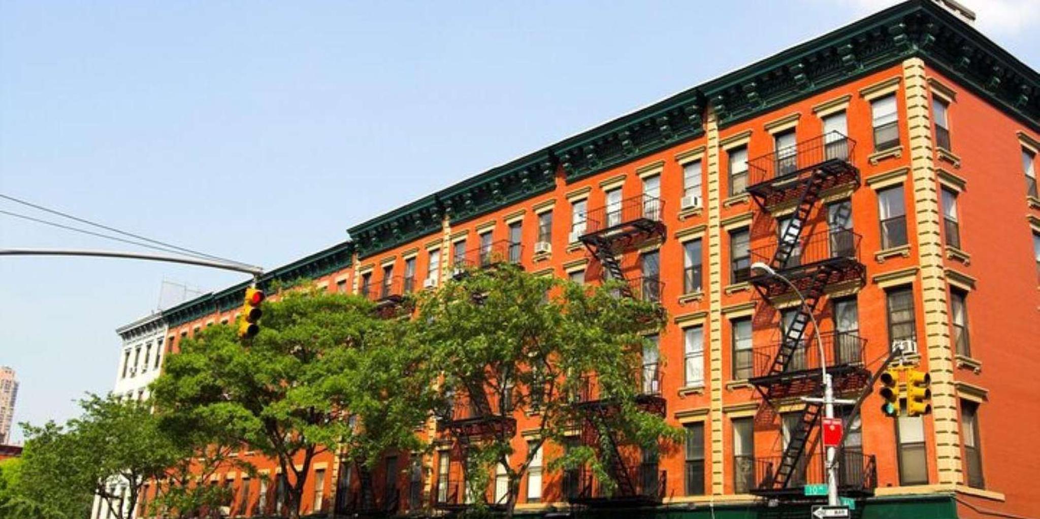 New York City Ghost Tour in Hell's Kitchen 2 hr - Image 1