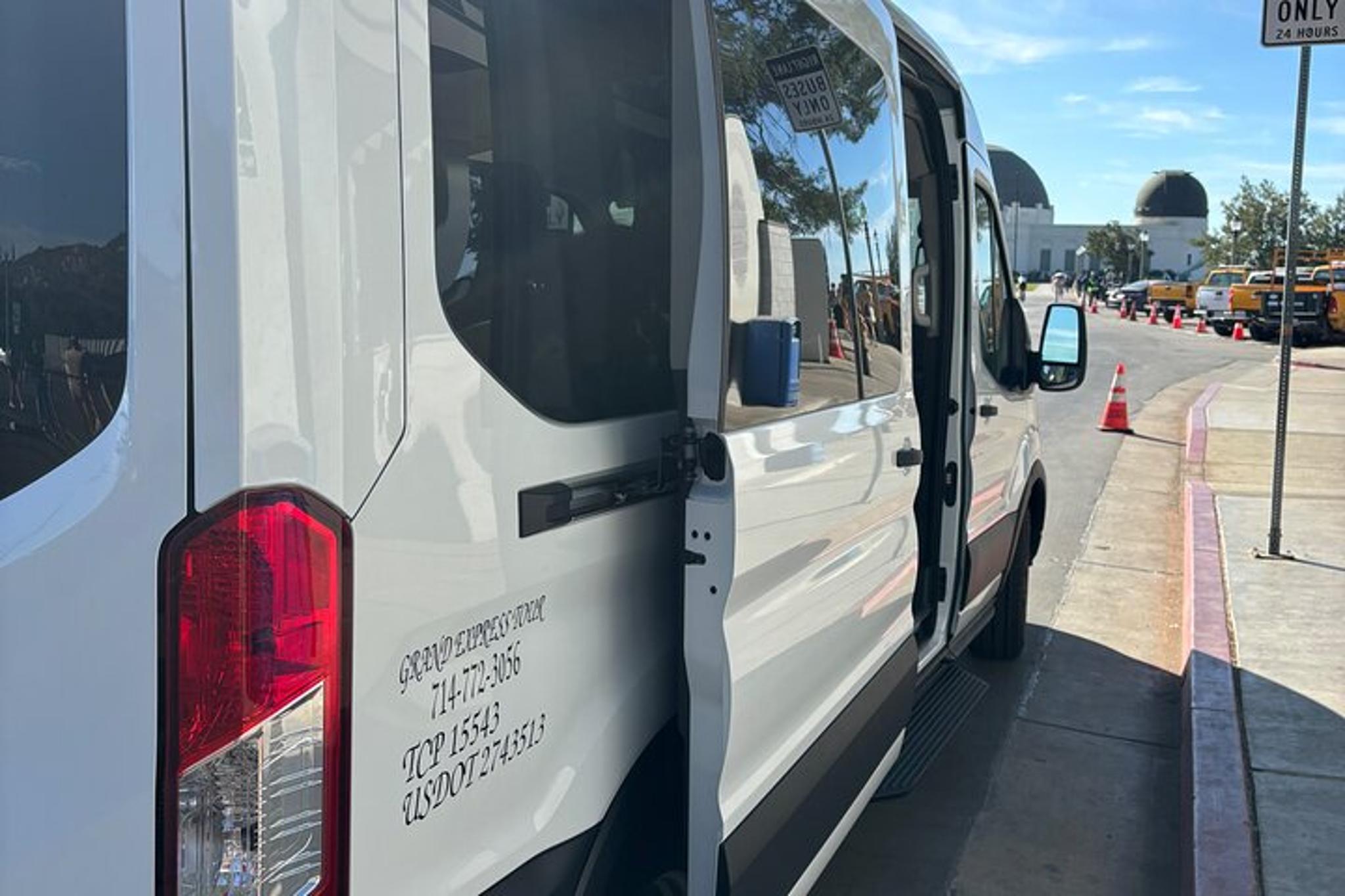 Los Angeles Universal Studios Transportation - Image 2