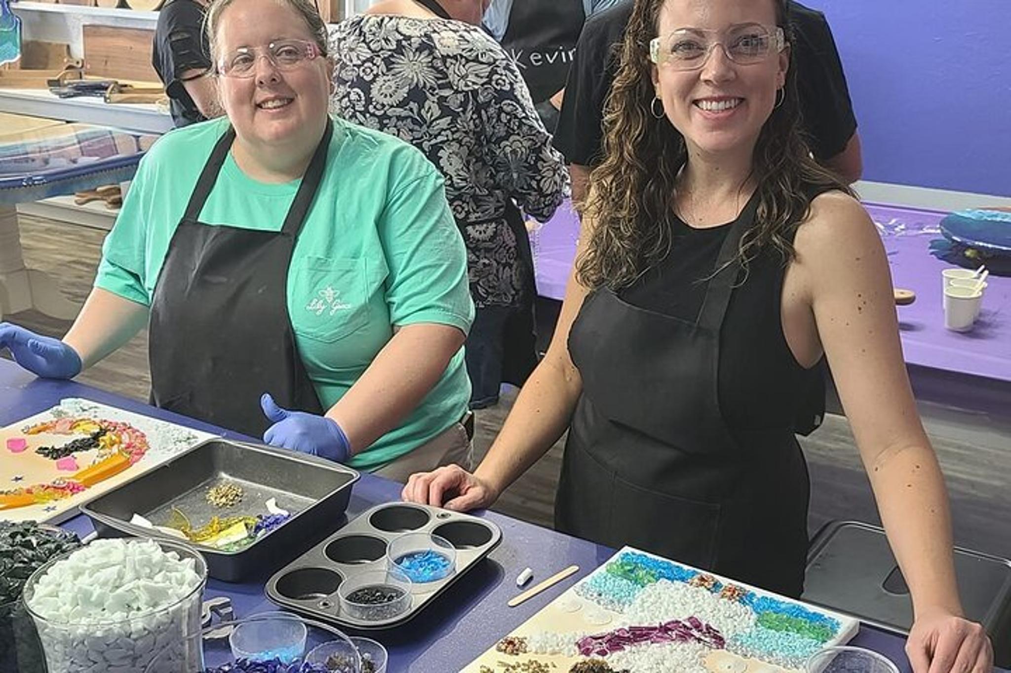 Sarasota Glass Artwork Class - Image 2