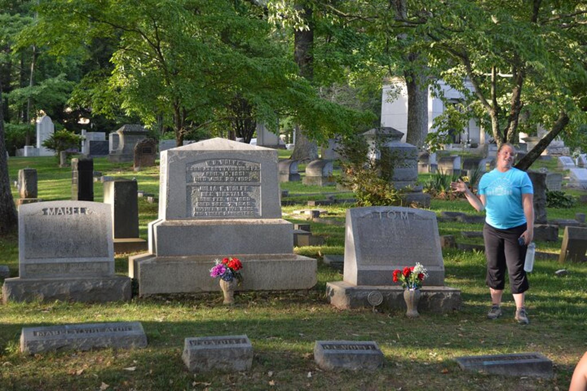 Asheville Ghost Tour: Riverside Cemetery Walk - Image 2