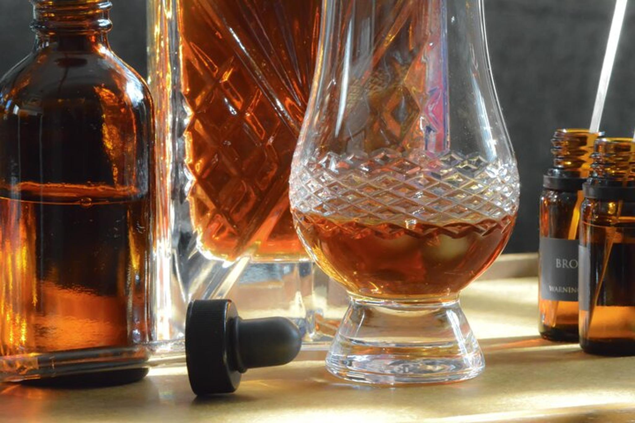 Louisville Bourbon Tasting Experience - Image 4