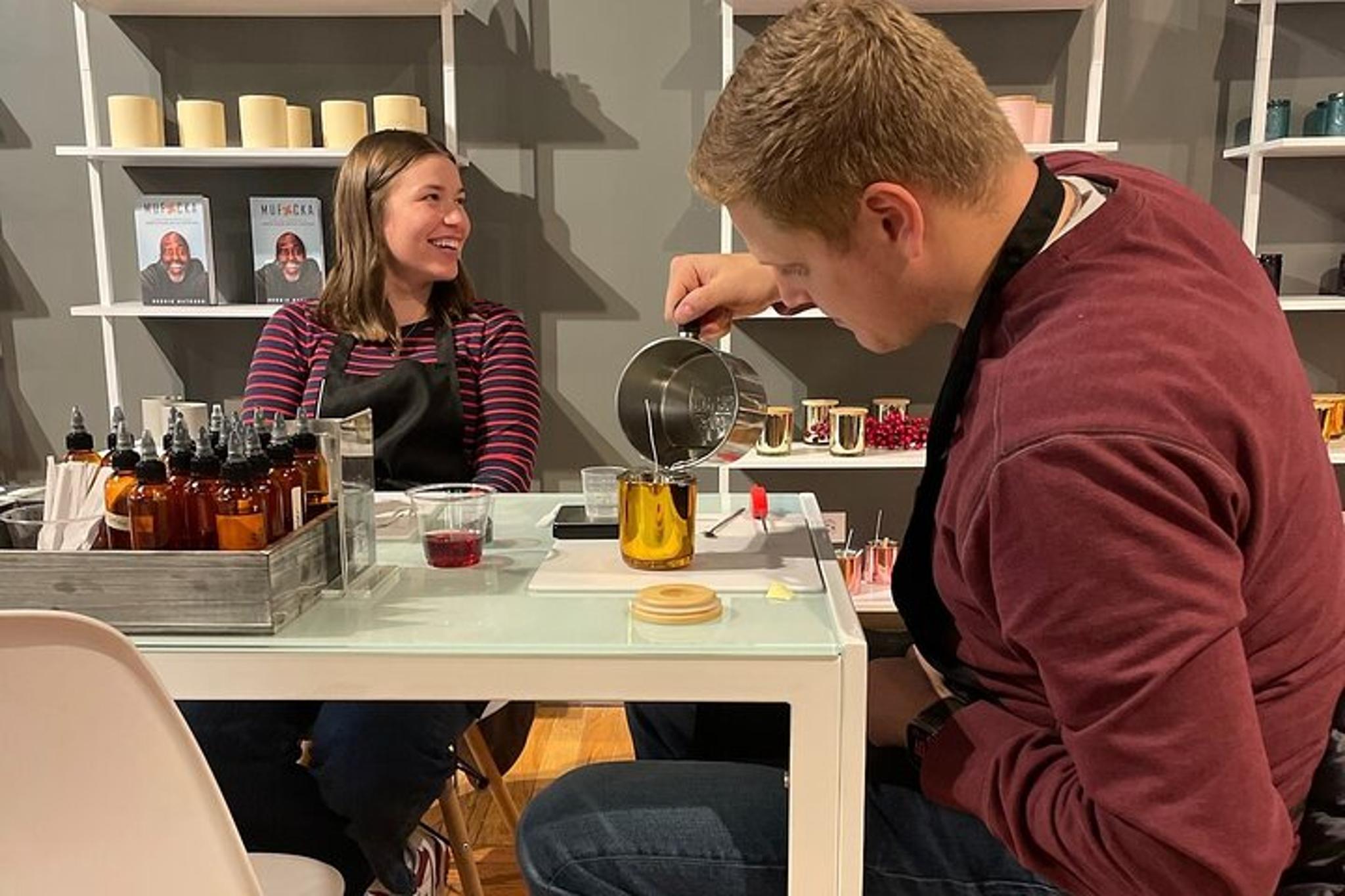 Chicago Candle Making Class on Magnificent Mile - Image 2