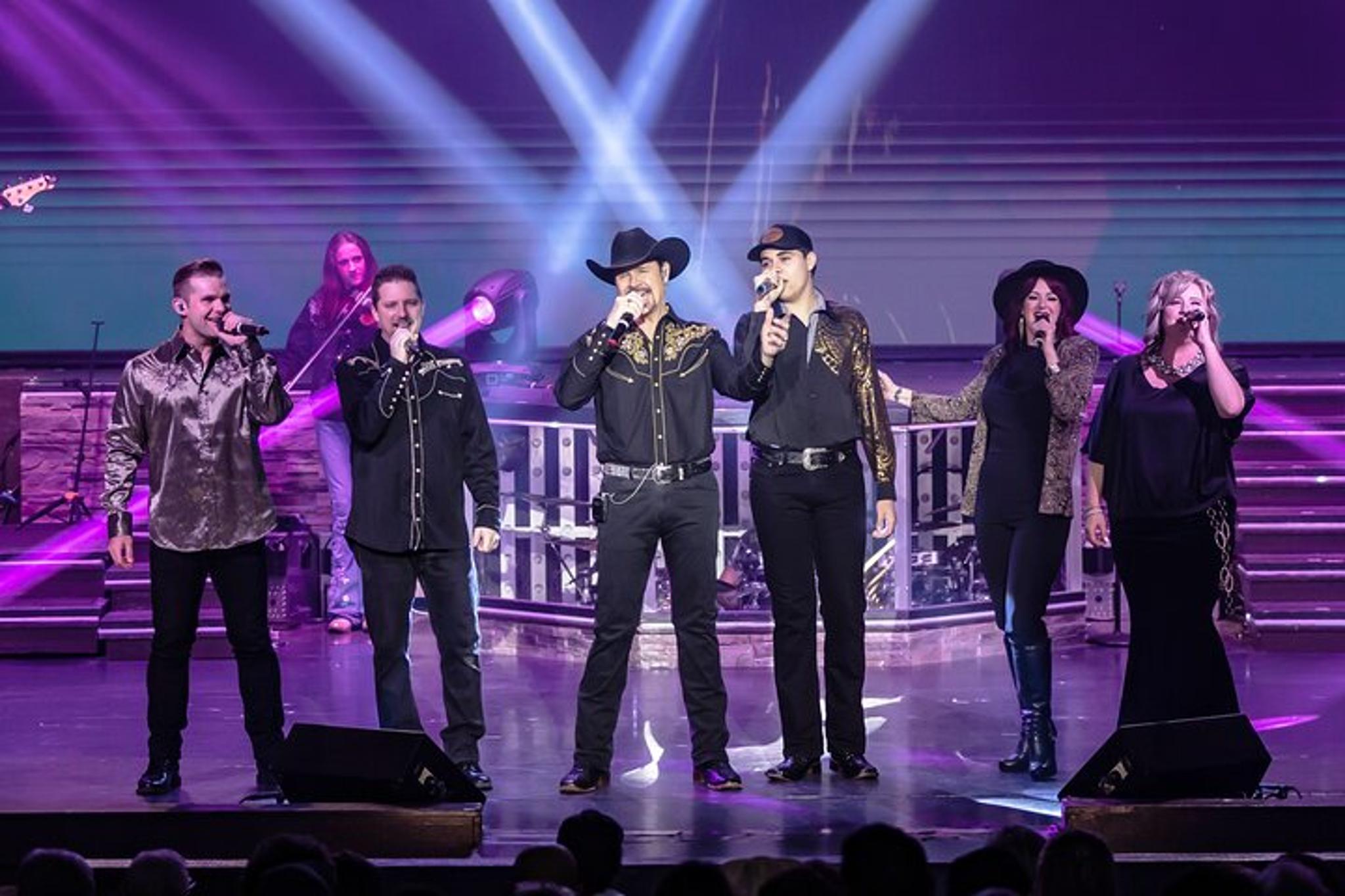Branson Country Music Show - Image 5