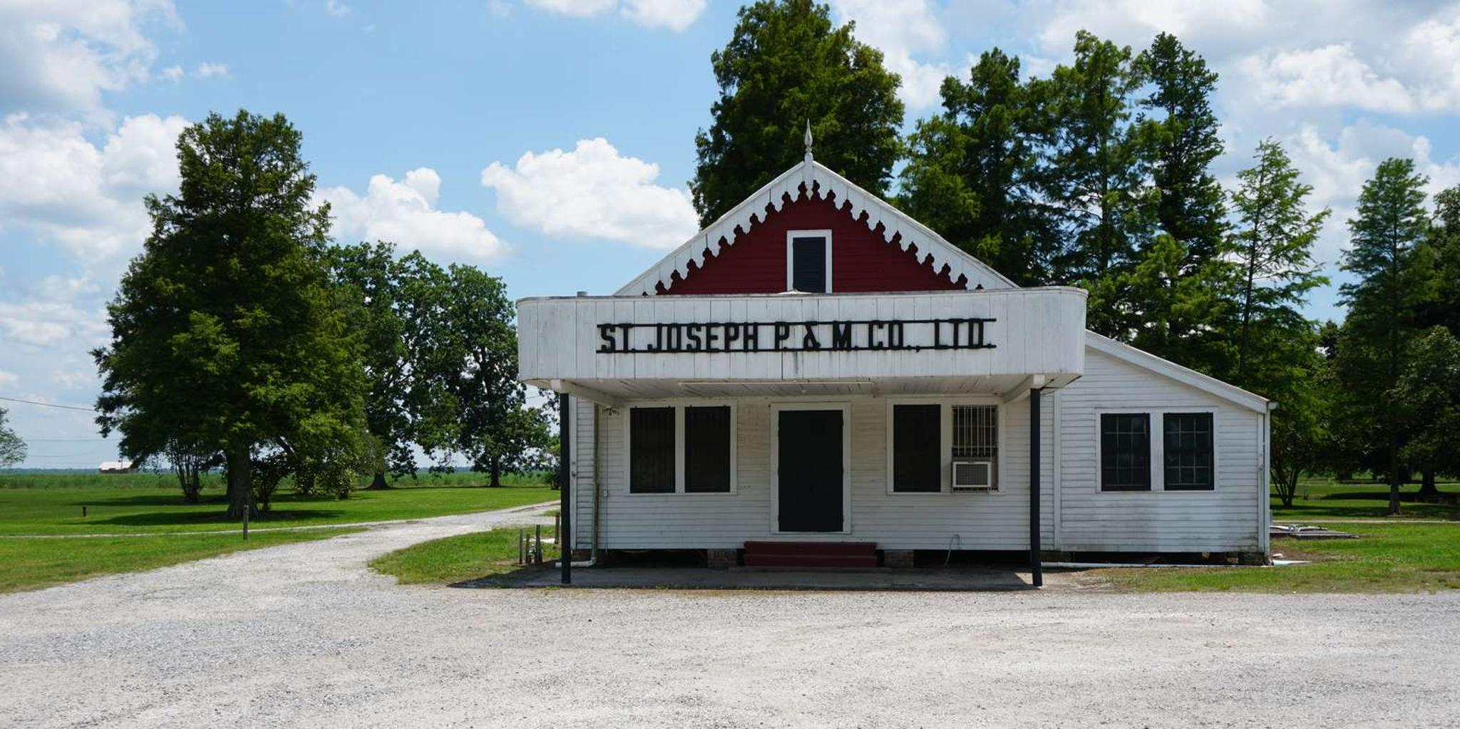 New Orleans Felicity Plantation Guided Tour 1.5 hr - Image 3