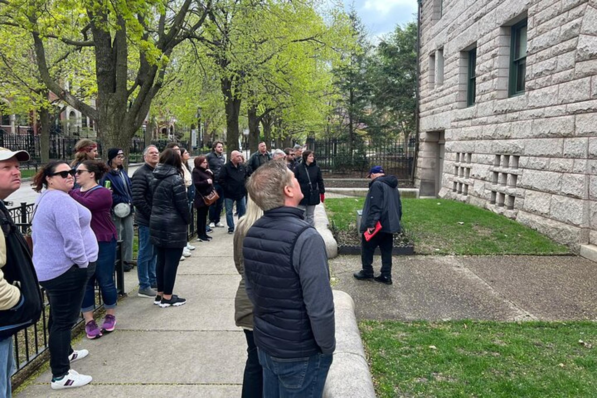 Chicago Haunted History and Ghost Hunt Tour - Image 4