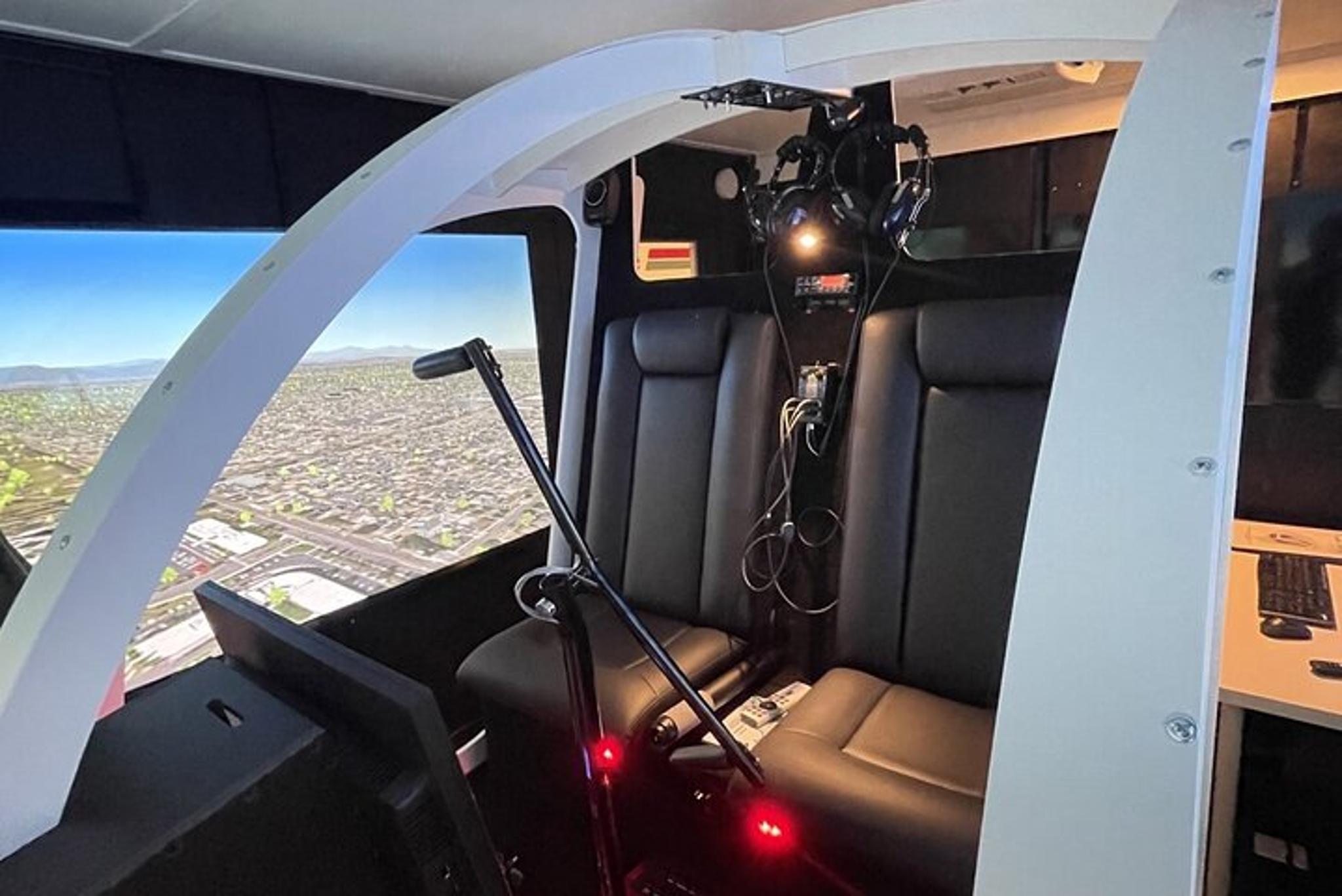 Los Angeles Helicopter Simulator Experience - Image 4