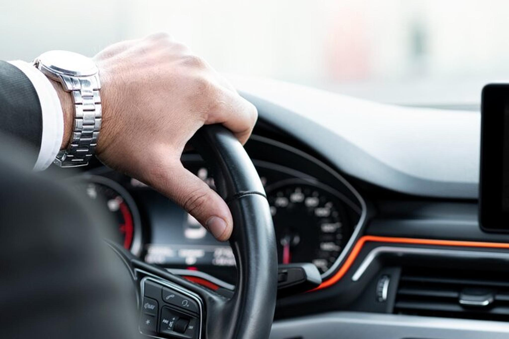 Orlando Mercedes Sprinter Transfer - Image 1