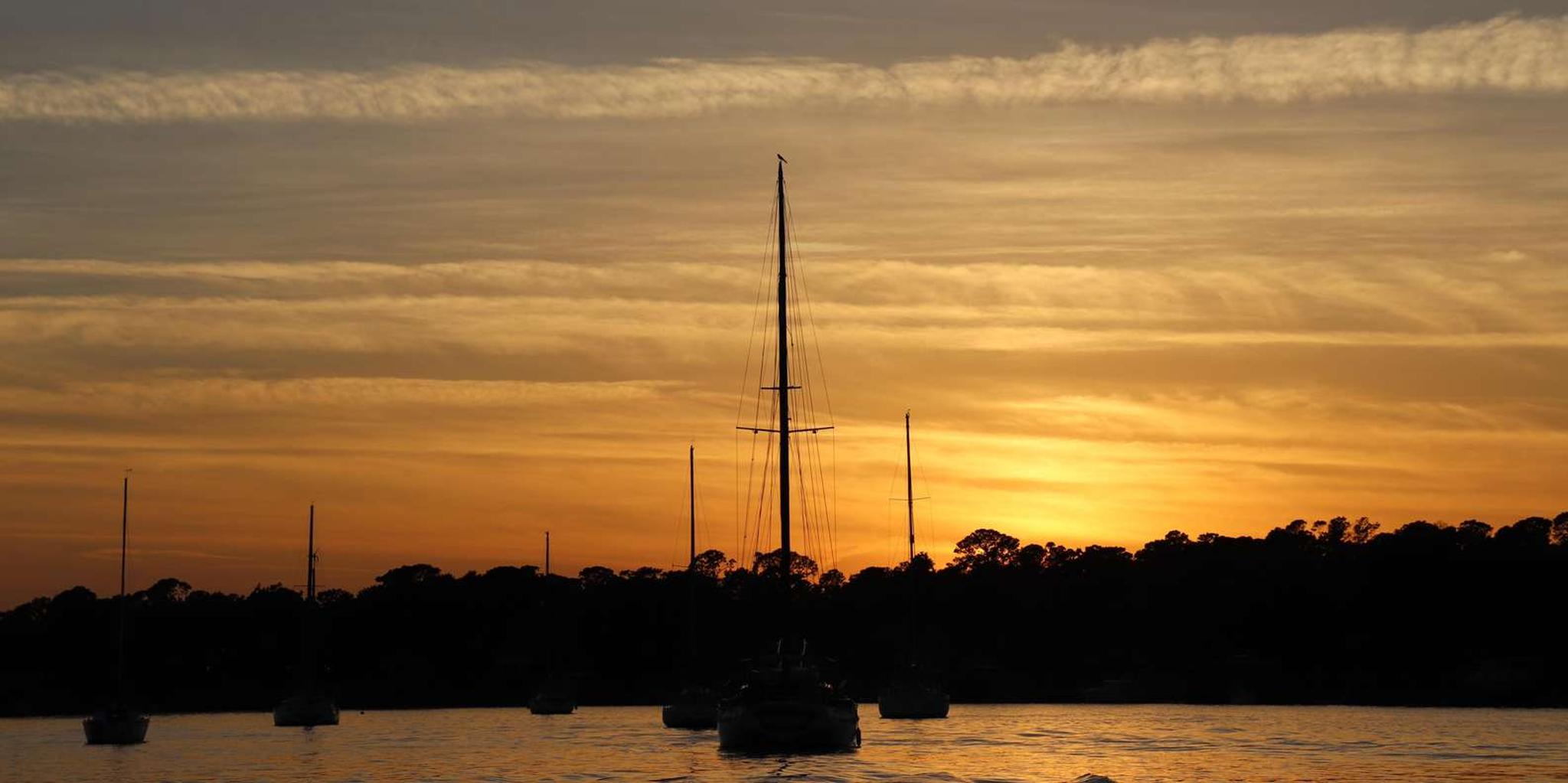 Hilton Head Island Dolphin Watching Cruise at Sunset - Image 2