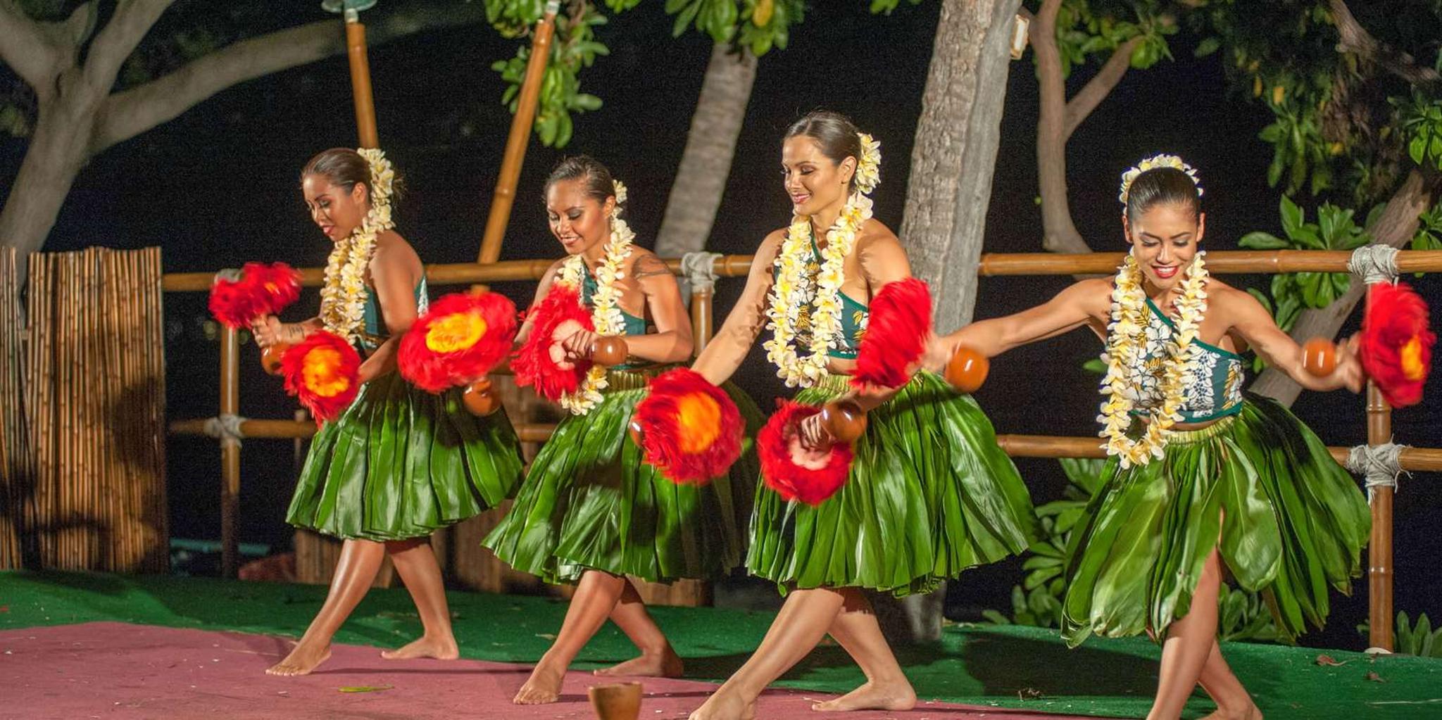 Kailua-Kona Luau with Buffet Dinner - Image 2