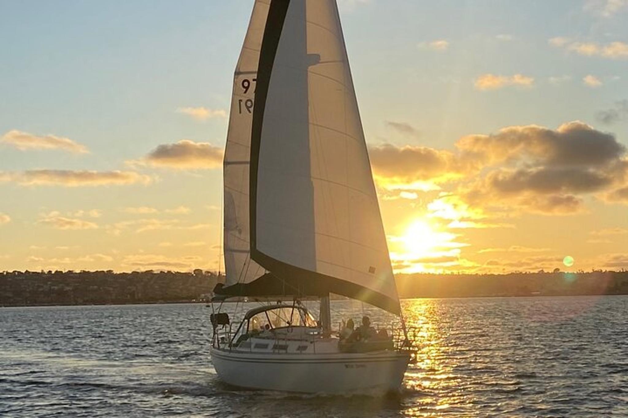 San Diego Sunset Sail Small Group 2.5 Hr - Image 1