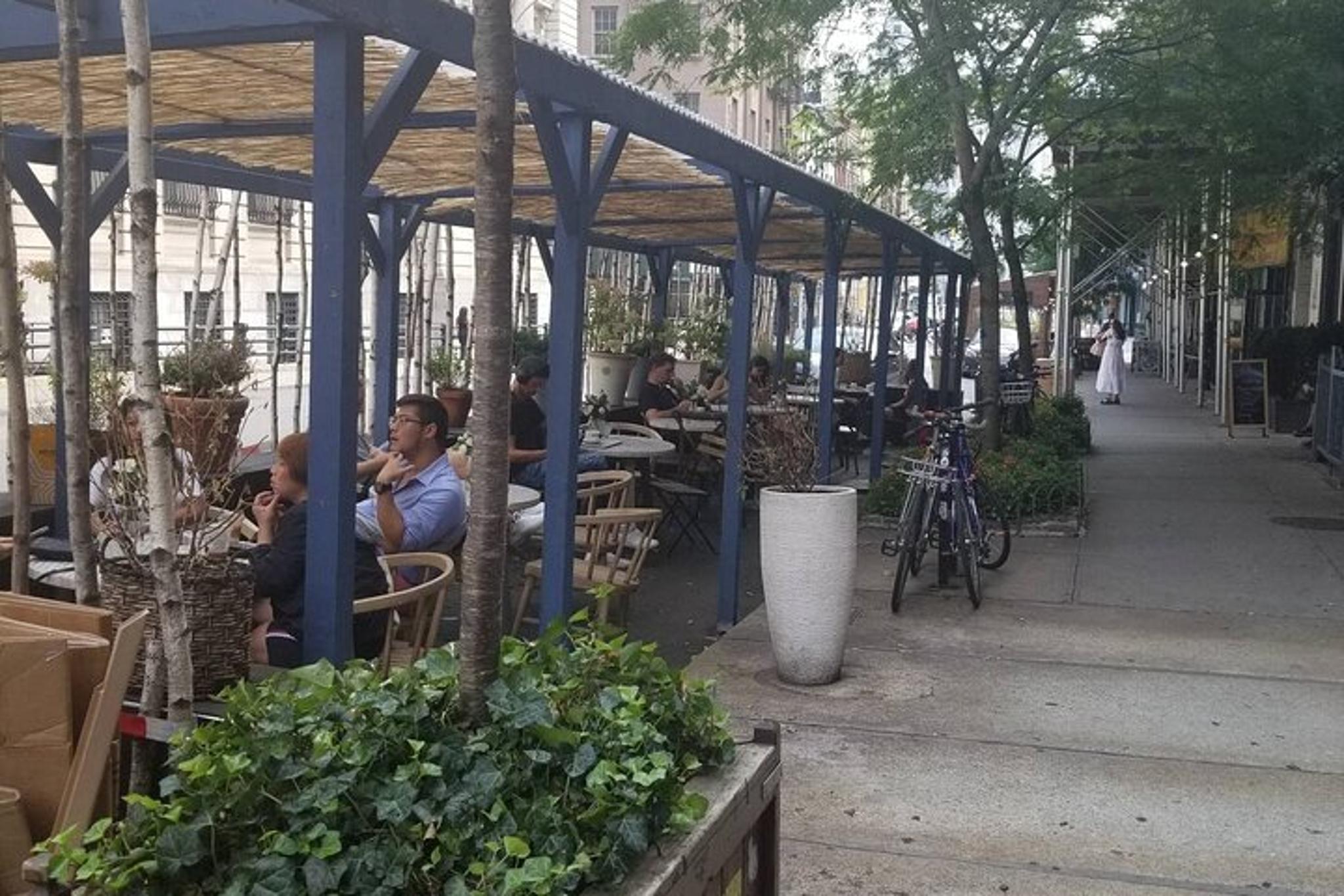 New York City Food Walking Tour with Text Message Guide - Image 5