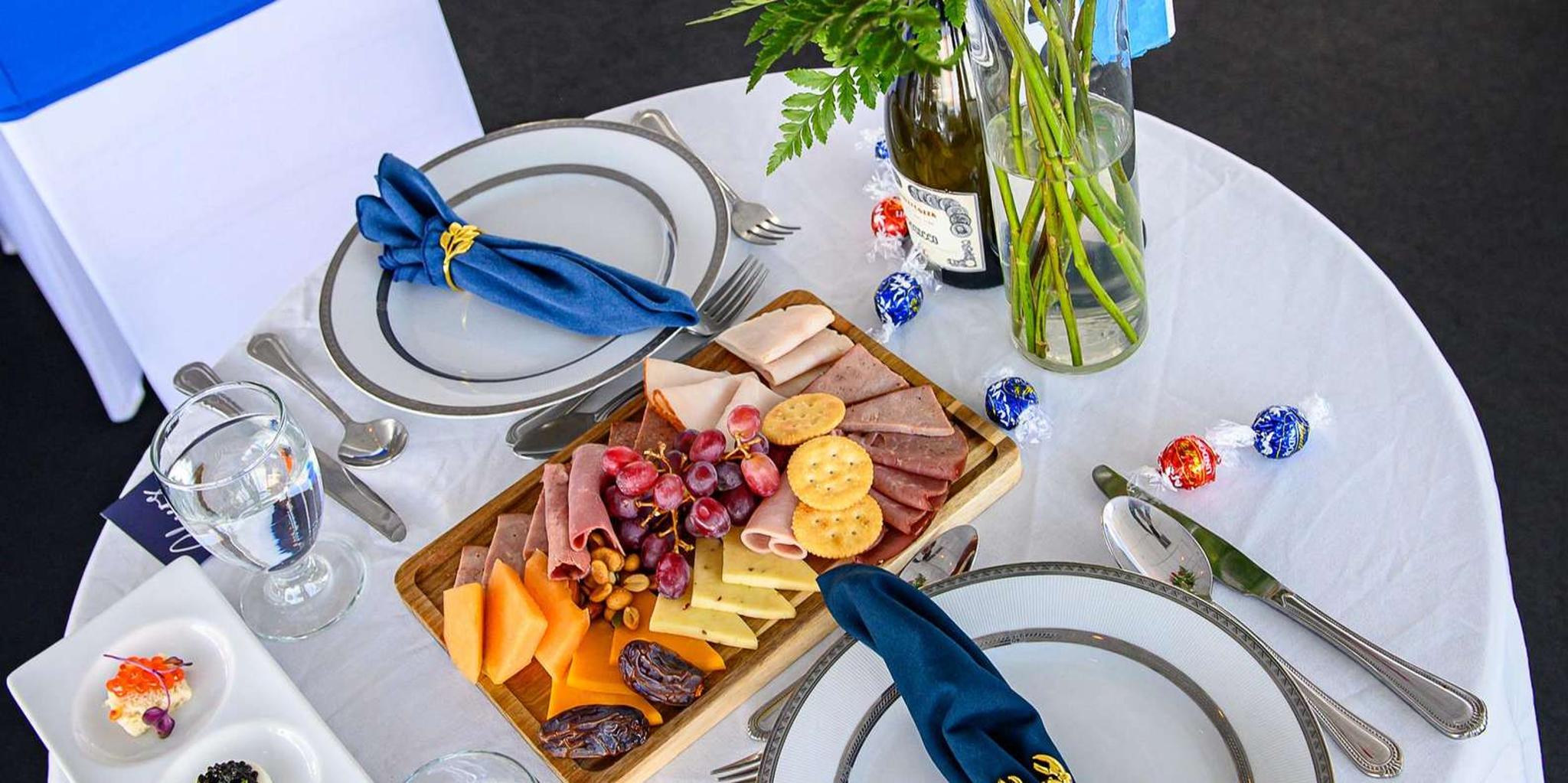 New York City Valentine's Dinner Cruise - Image 2