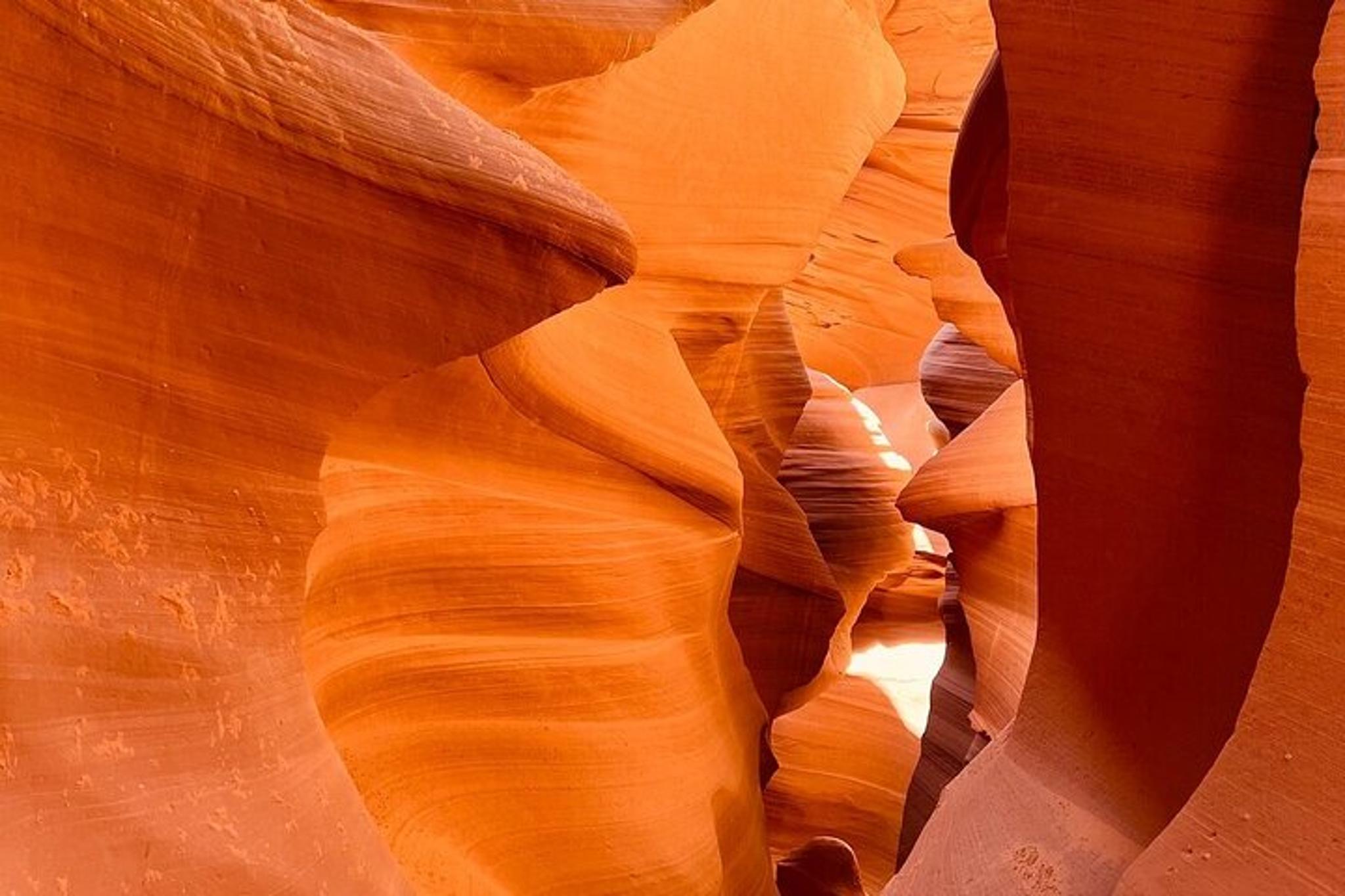 Las Vegas Grand Canyon and Antelope Canyon 4-Day Tour - Image 2