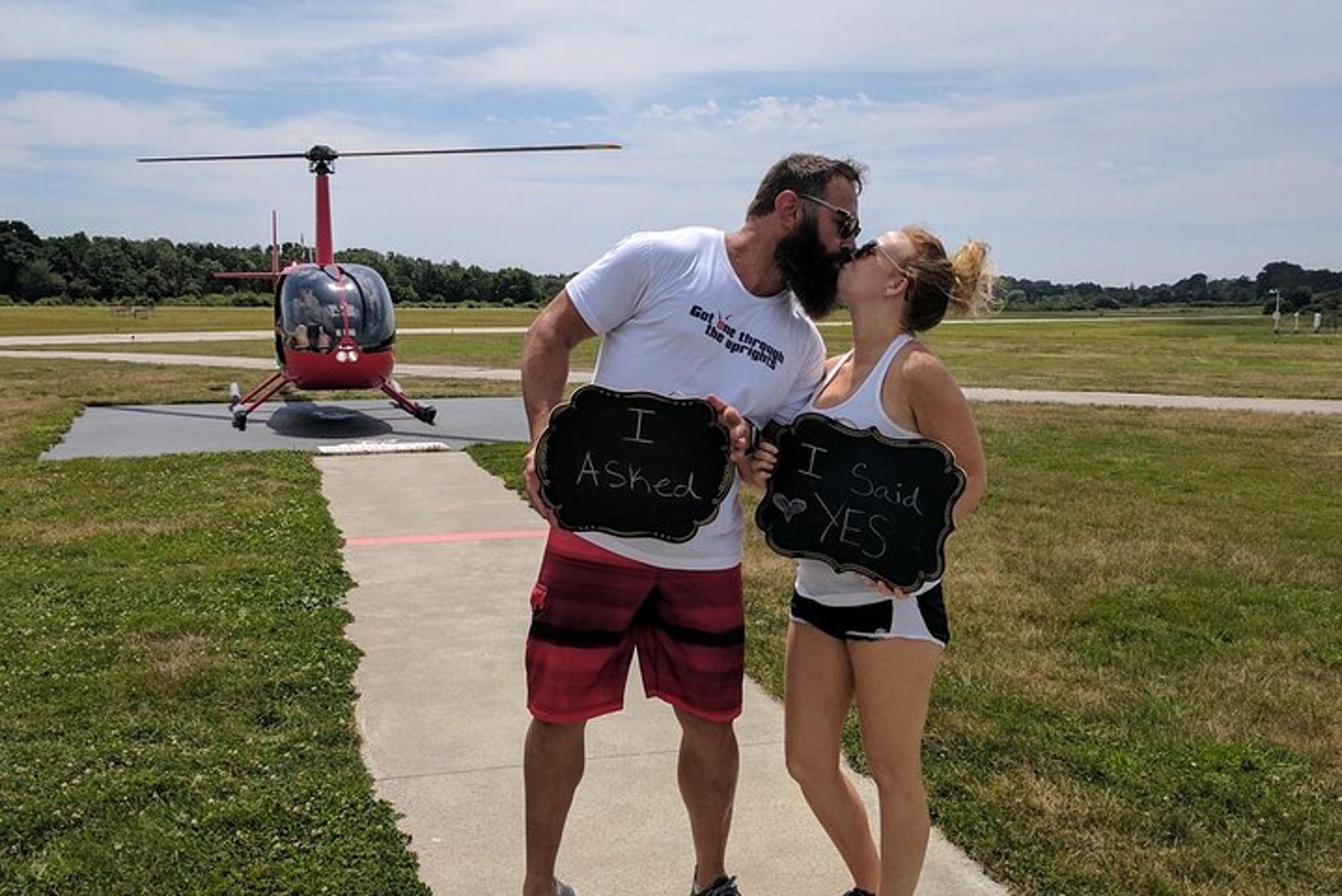 Newport Helicopter Mansion Tour - Image 5