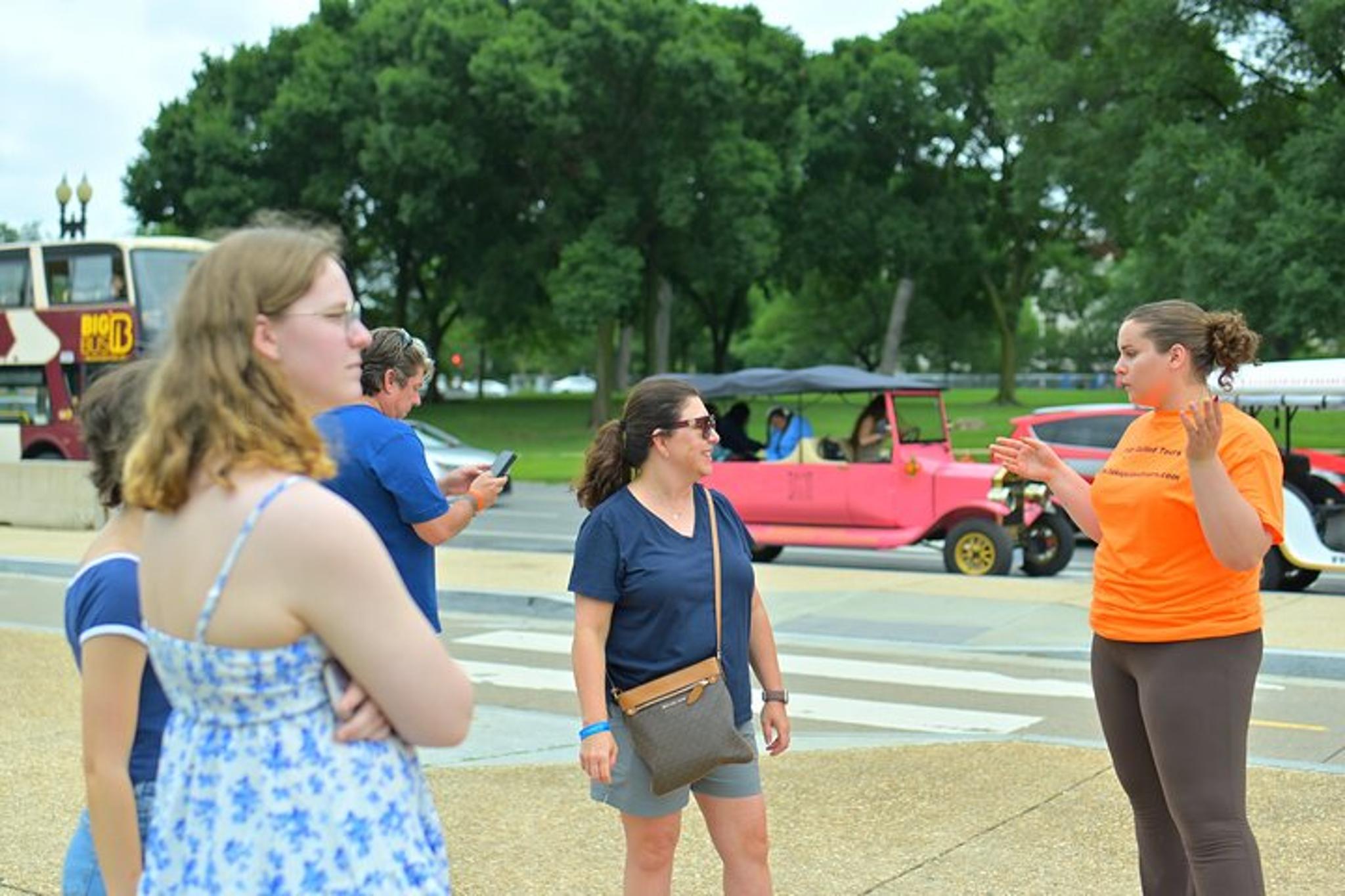 Washington DC History & Monuments Open-Air Minibus Tour - Image 4