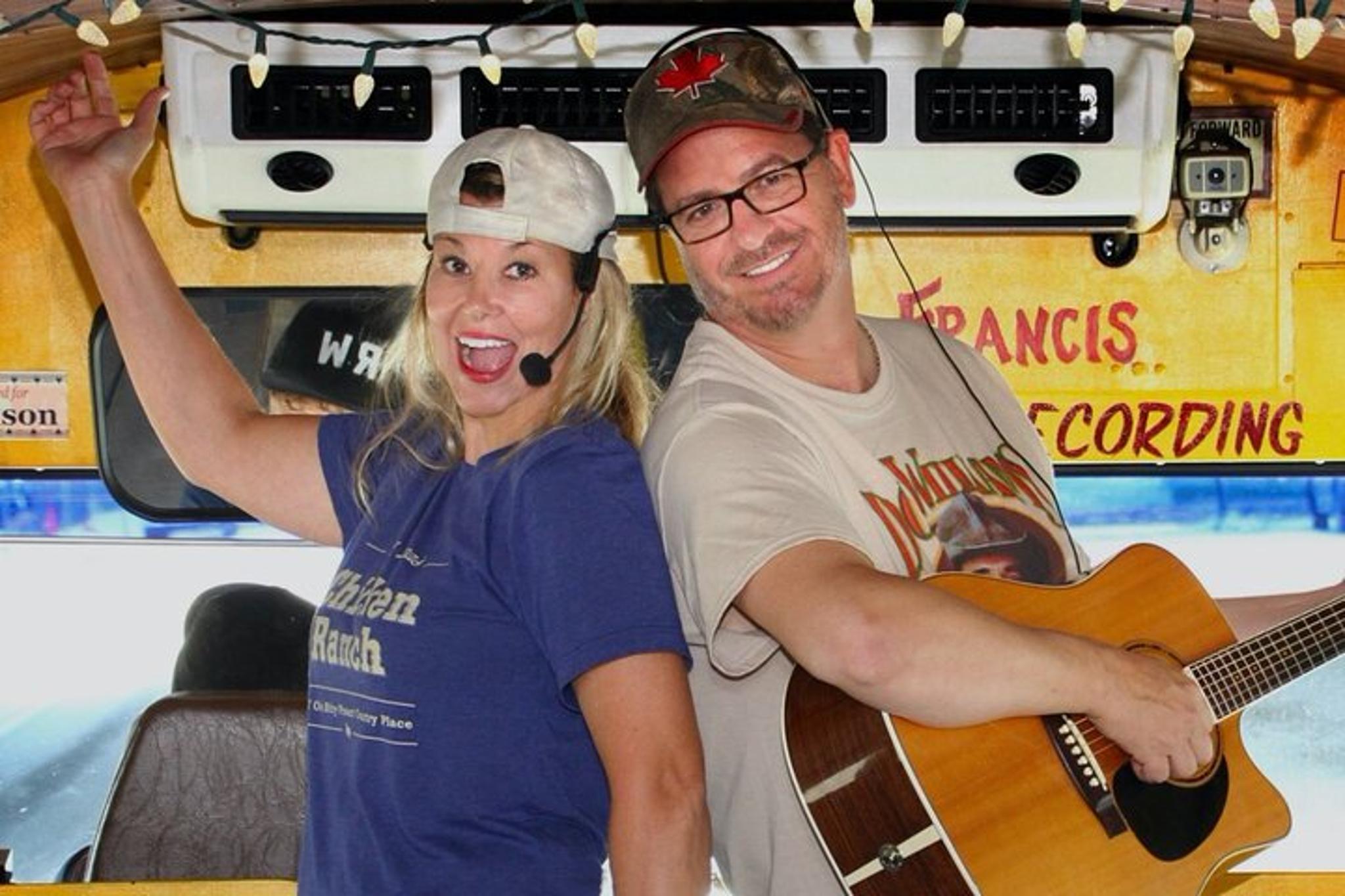 Nashville Comedy Bus Tour - Image 3