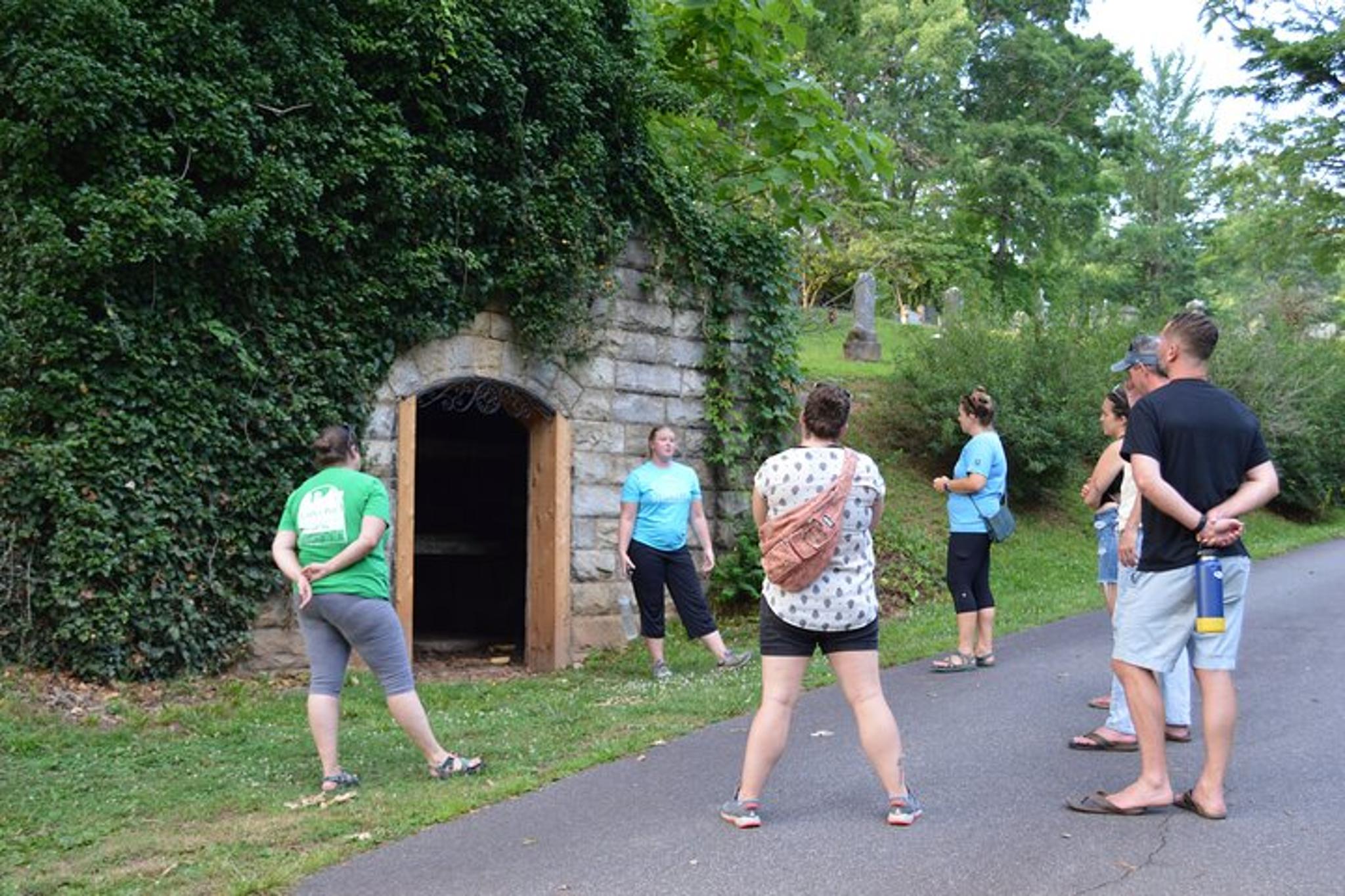 Asheville Ghost Tour: Riverside Cemetery Walk