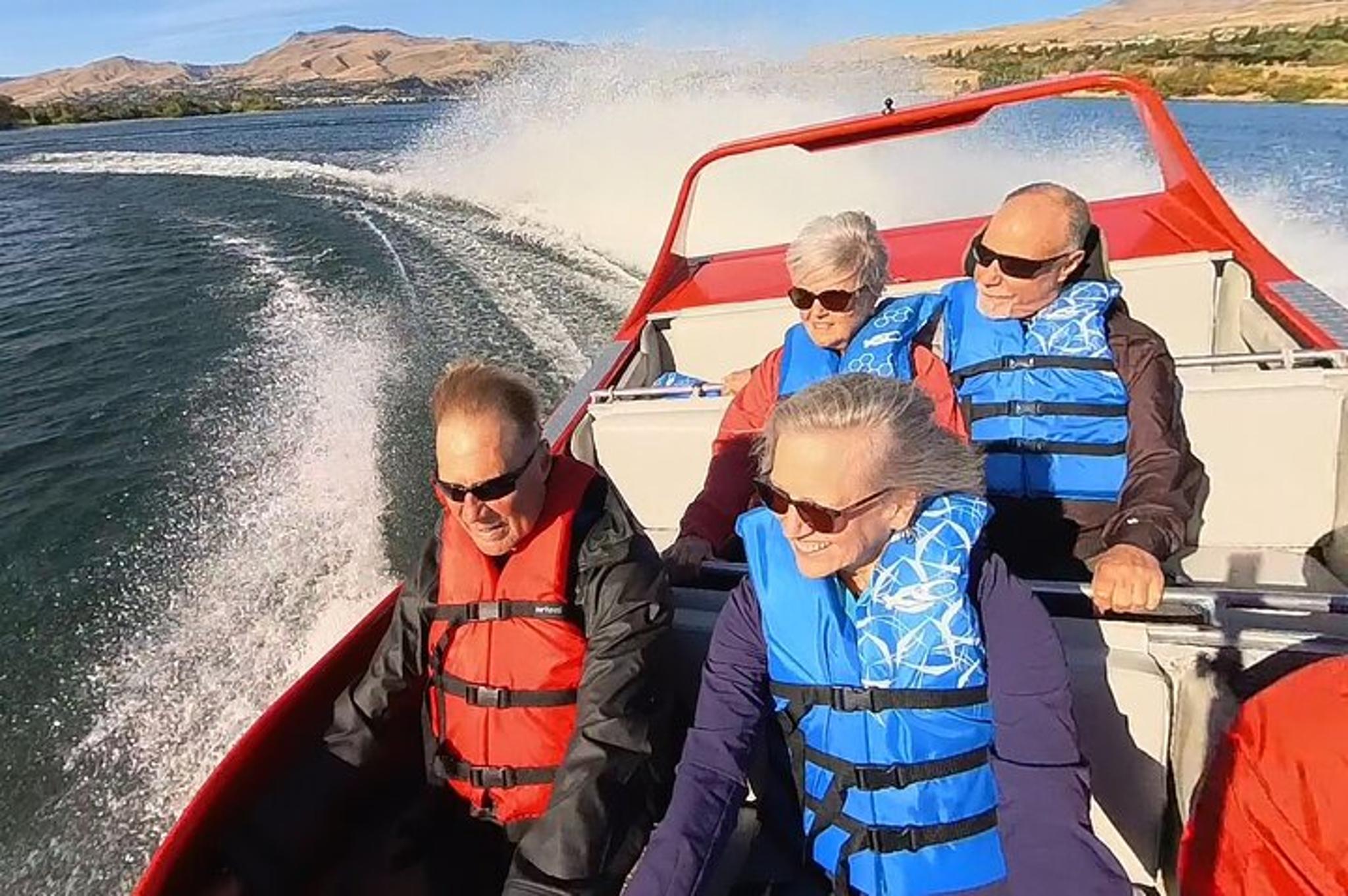 Wenatchee Adventure Boat Ride - Image 2