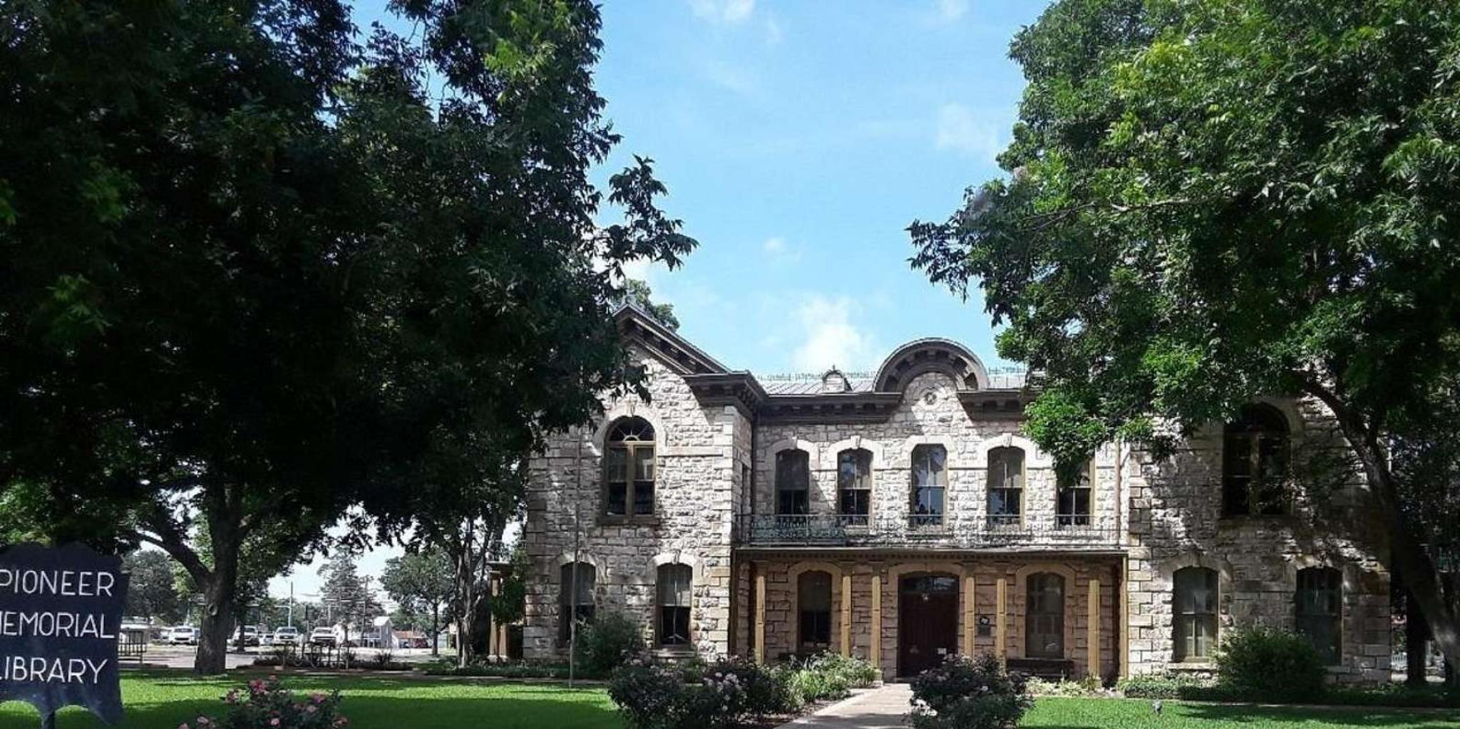 San Antonio Hill Country & Fredericksburg Day Trip